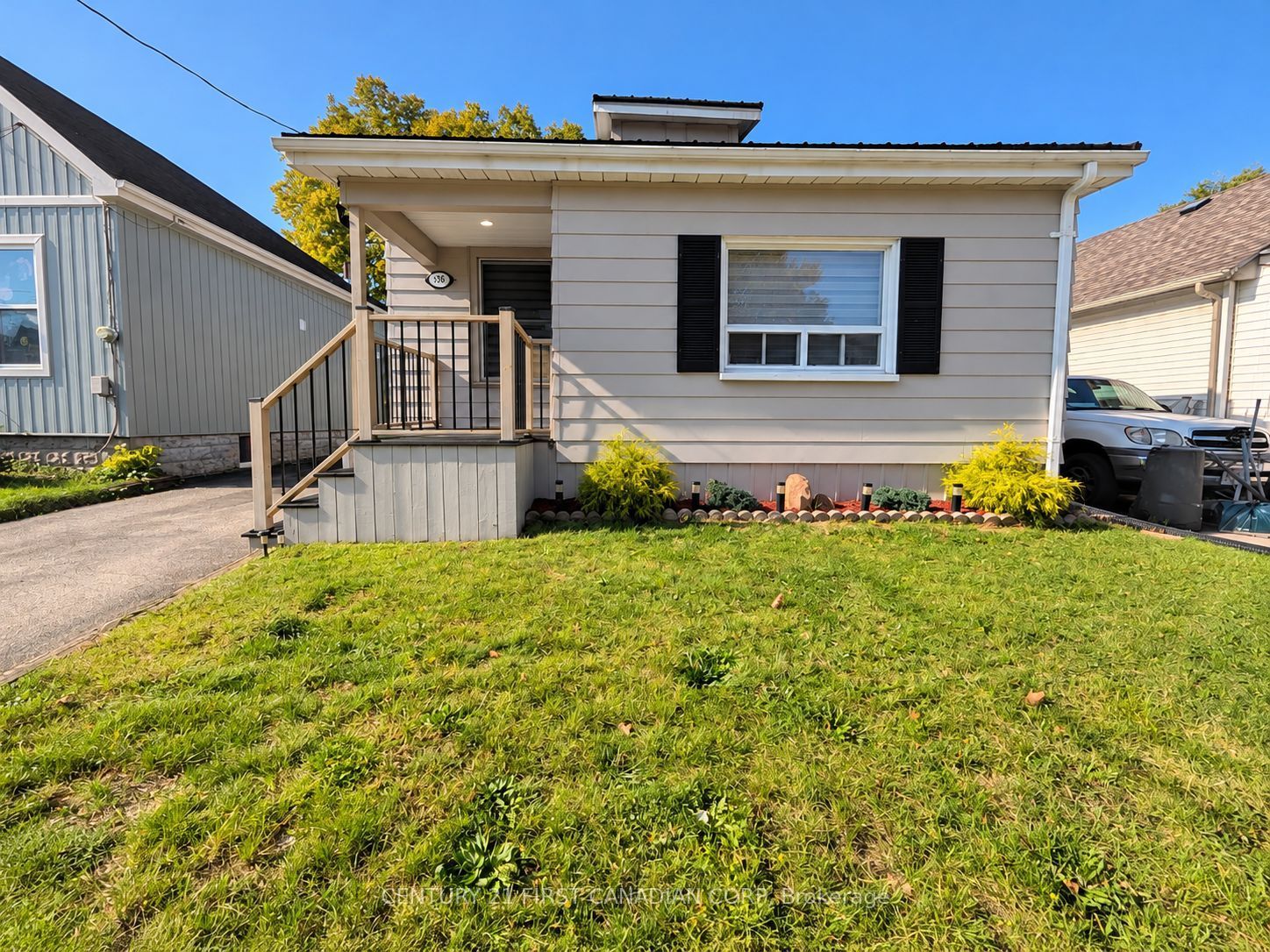 193 St Julien Street Property Photo 1