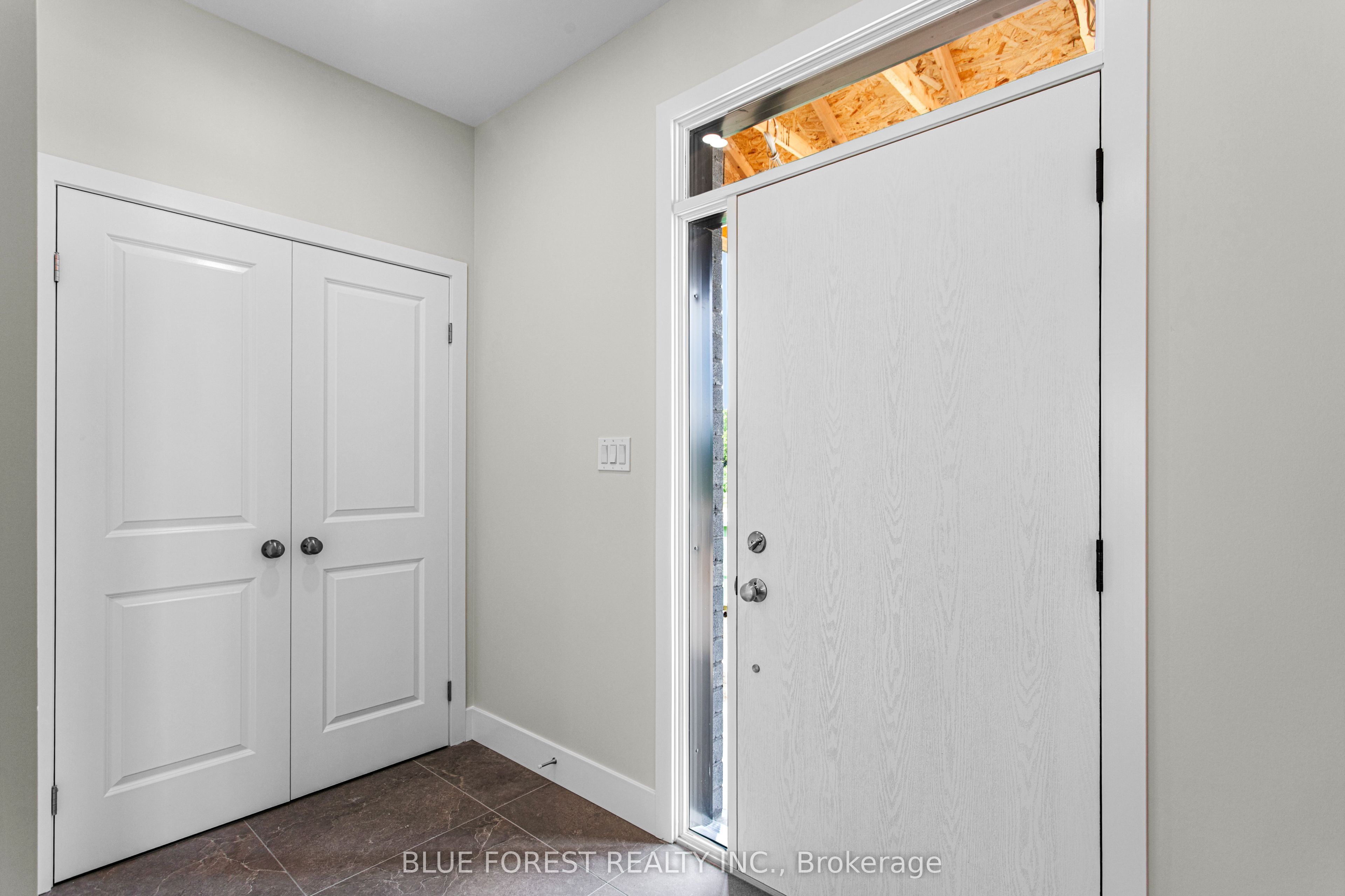 251 Mctavish Street Property Photo 4
