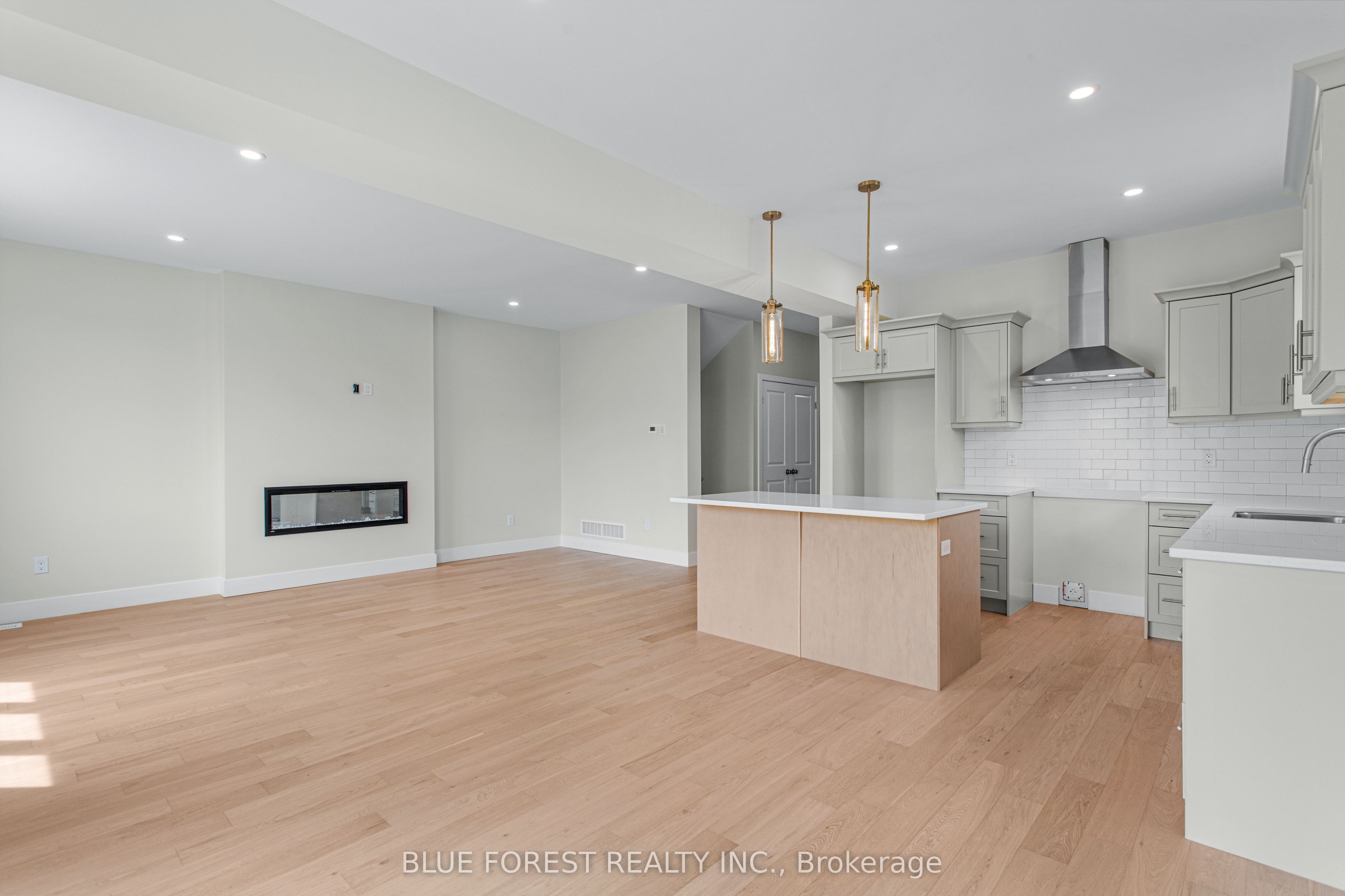 251 Mctavish Street Property Photo 9