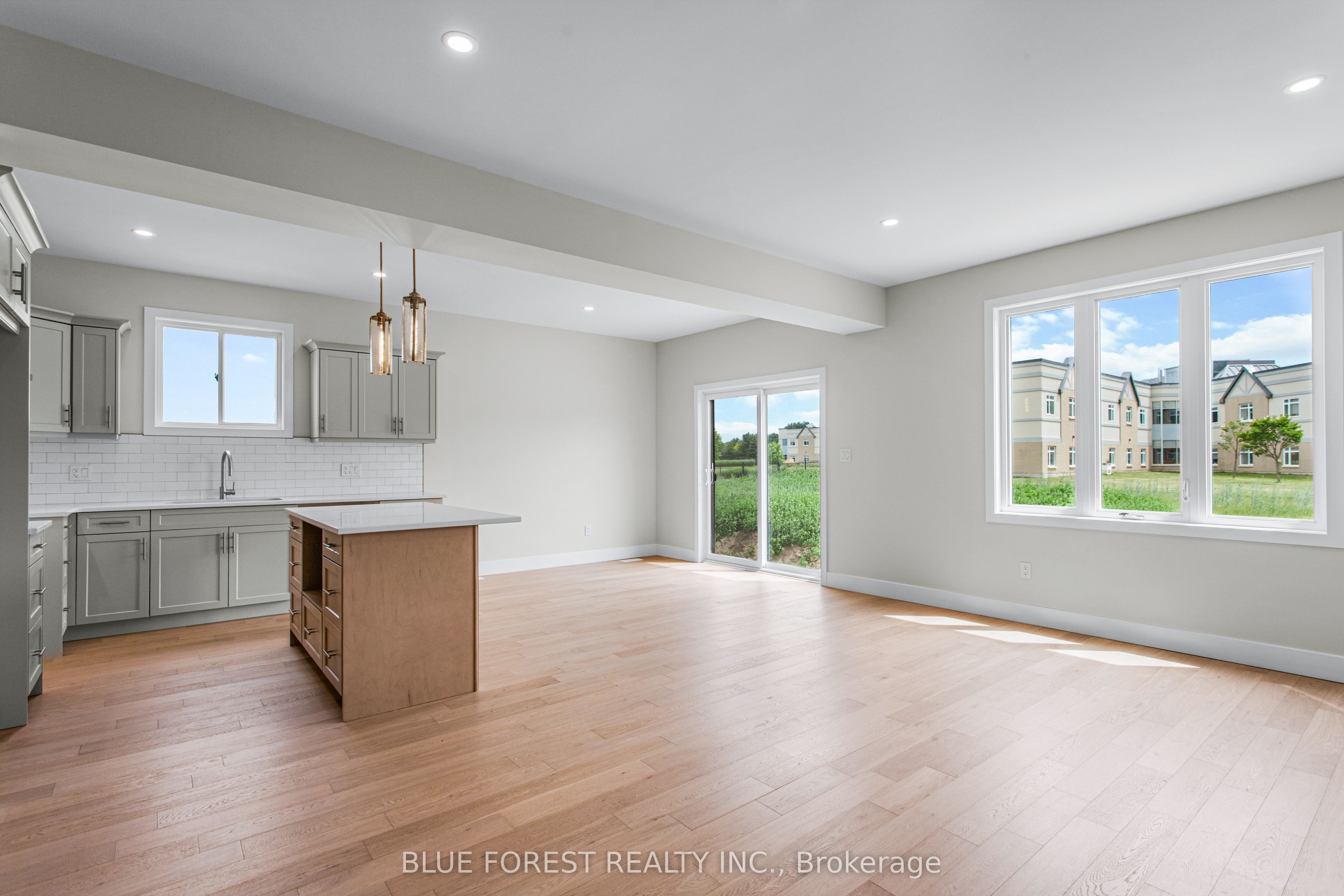251 Mctavish Street Property Photo 11