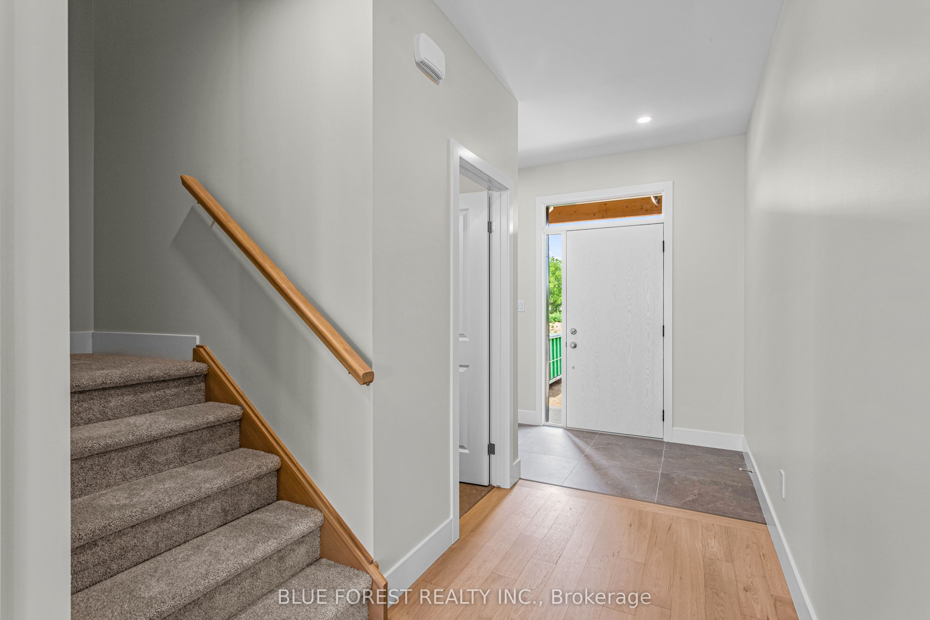 251 Mctavish Street Property Photo 22