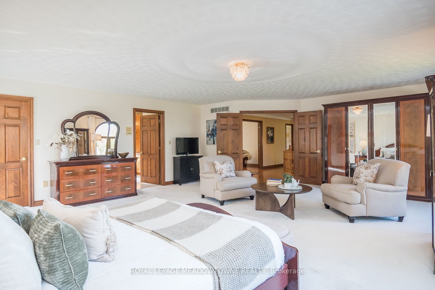 805 Centre Road Property Photo 35