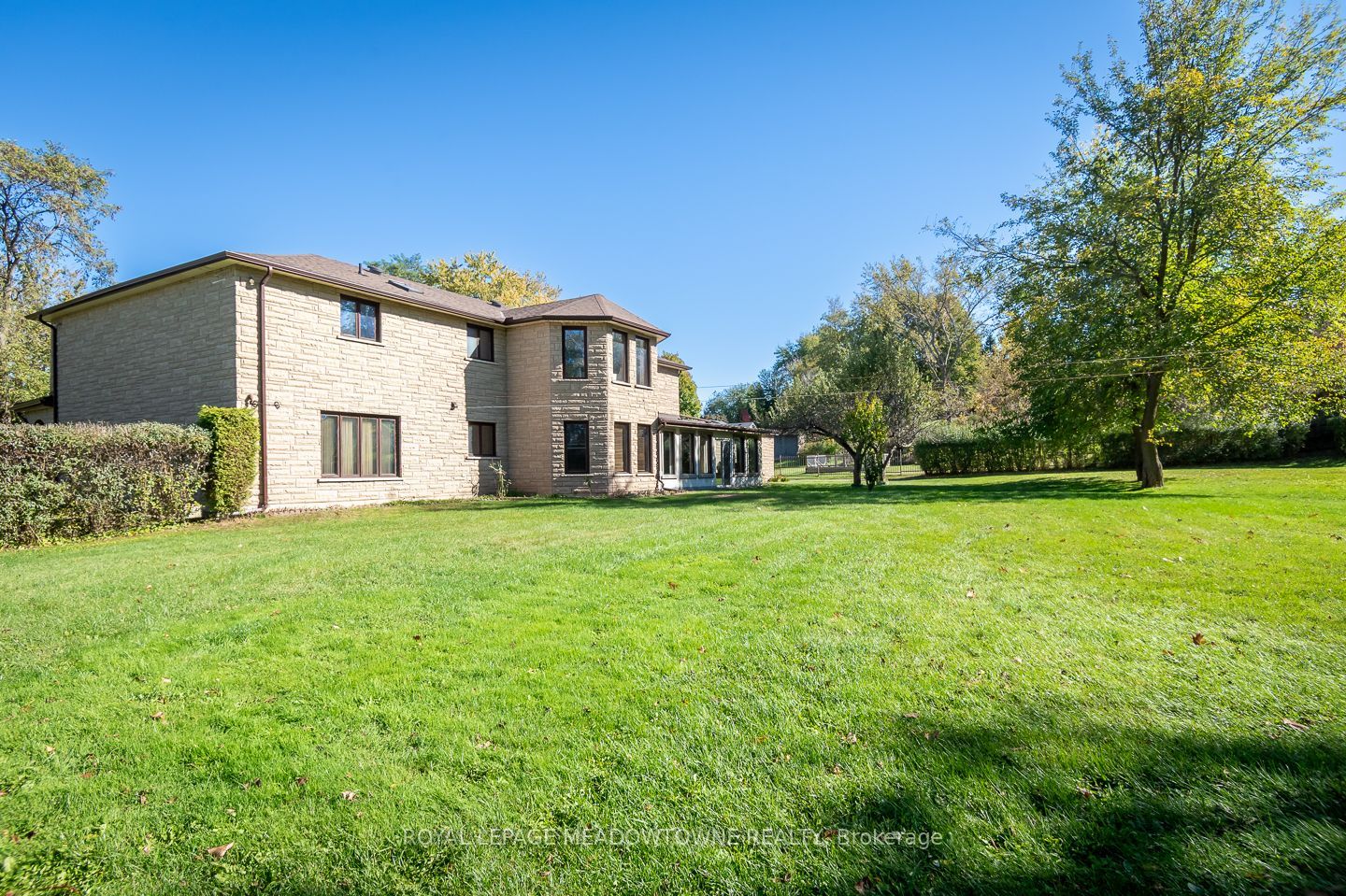 805 Centre Road Property Photo 37