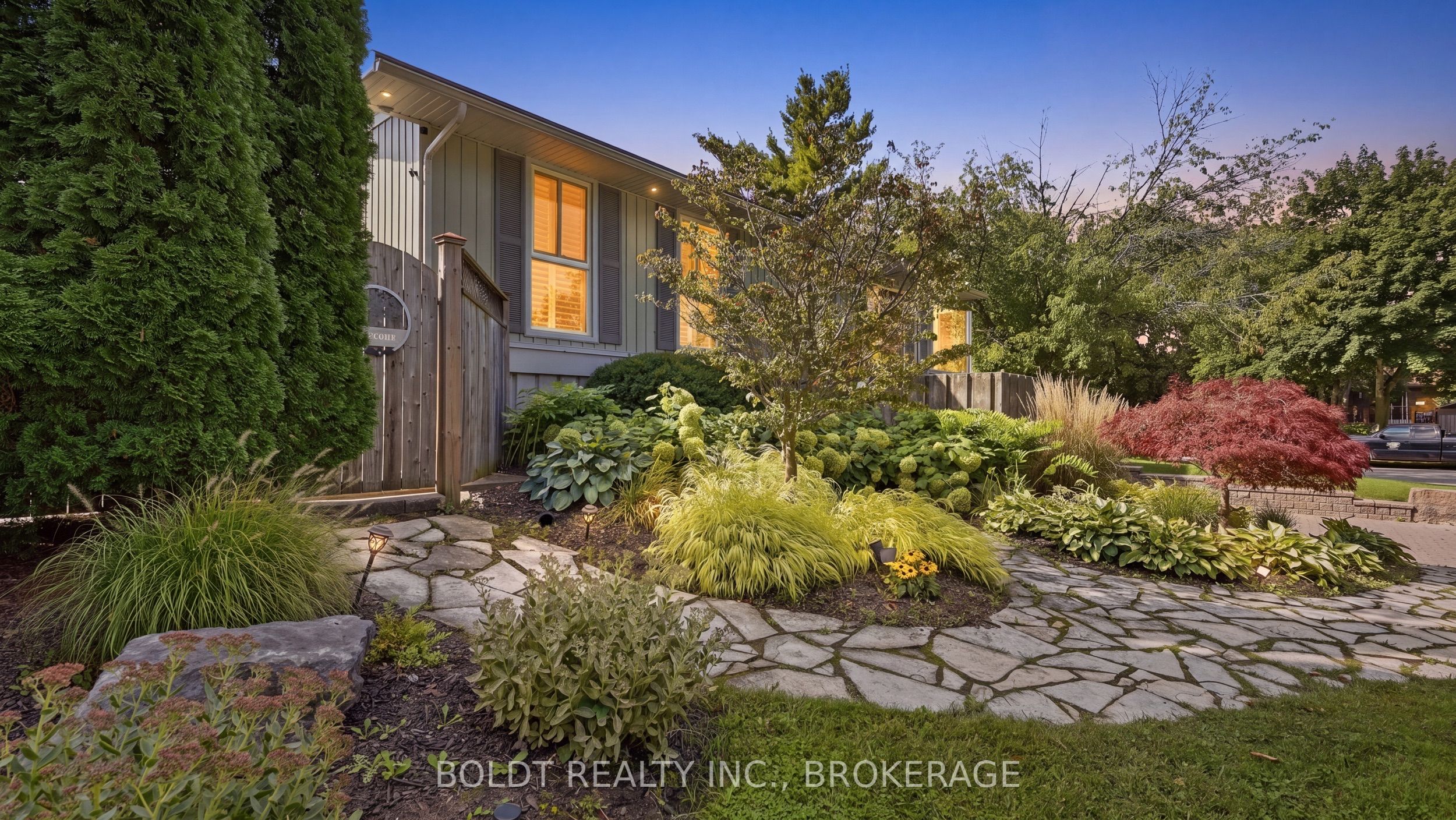 15 The Cedars Street Property Photo 4