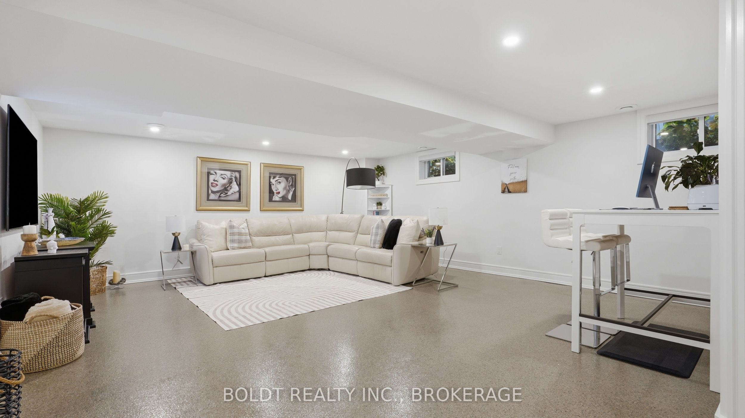 15 The Cedars Street Property Photo 22