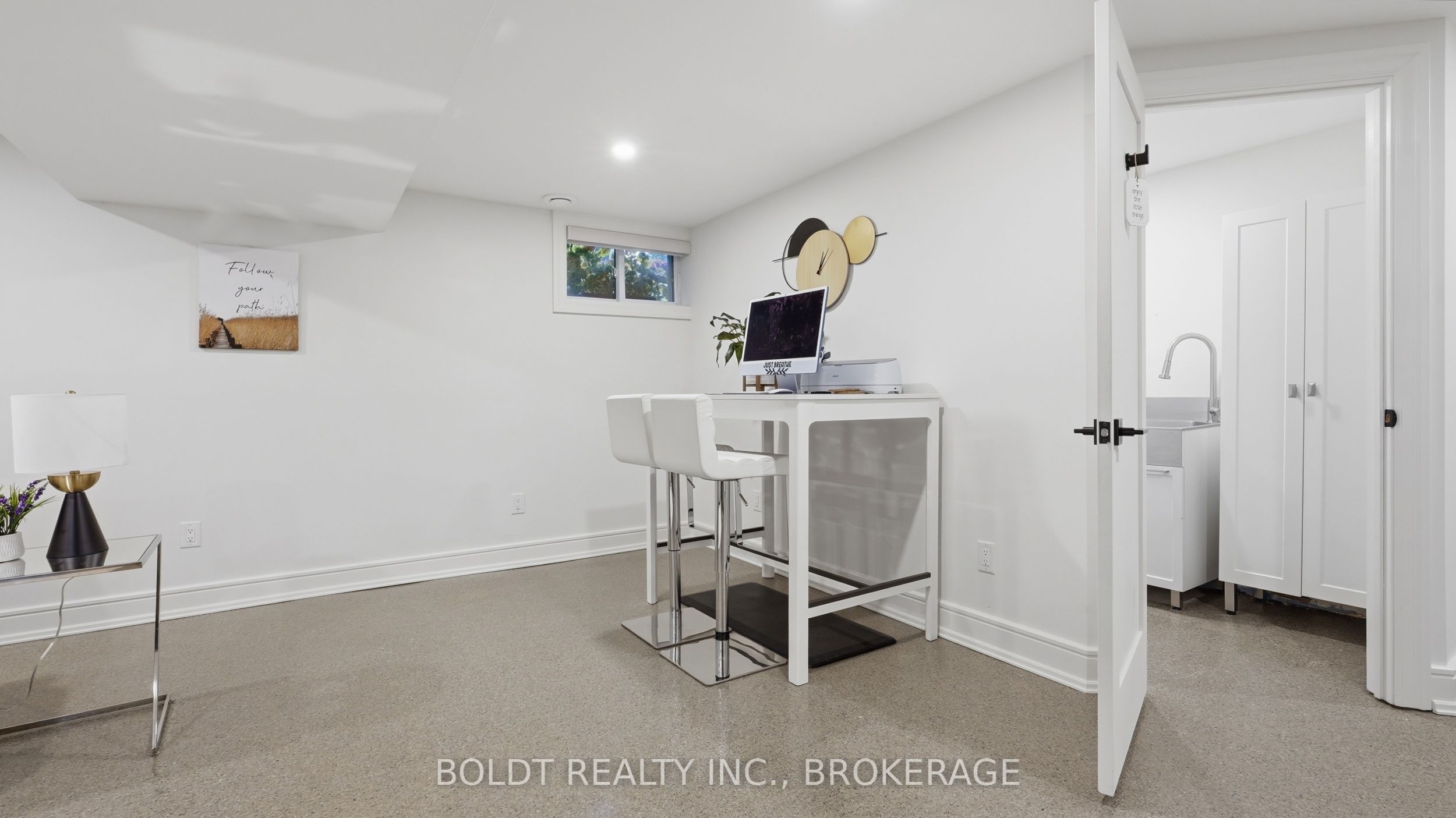 15 The Cedars Street Property Photo 23
