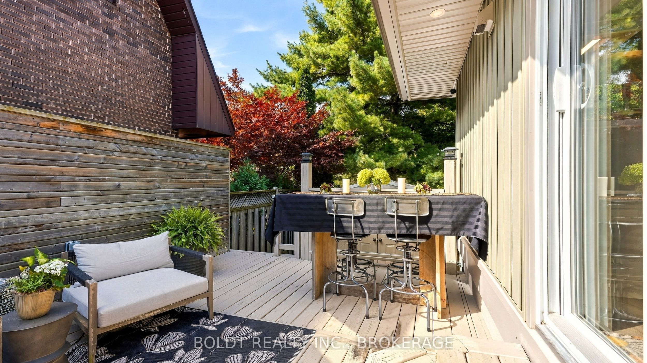 15 The Cedars Street Property Photo 32