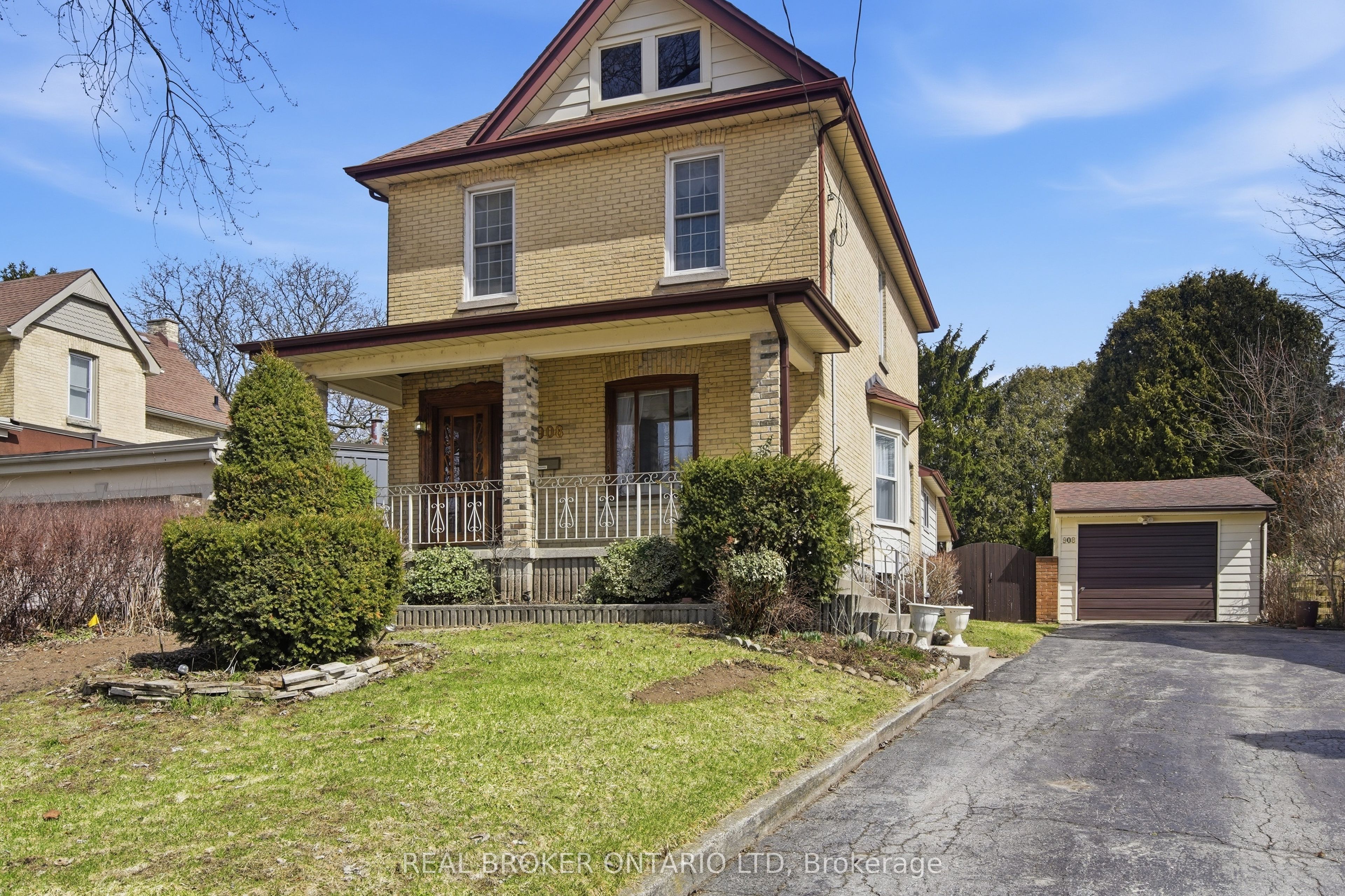 908 William Street Property Photo 2