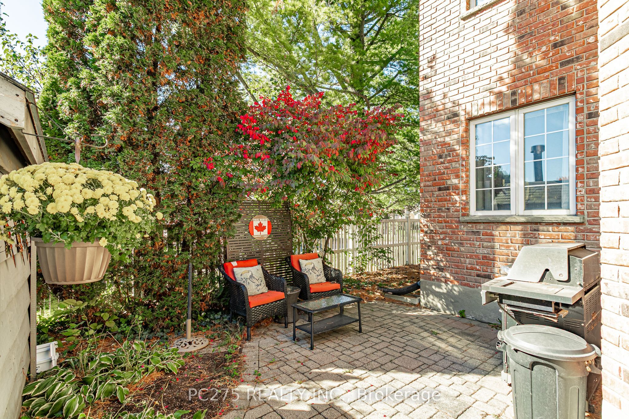 276 King Street E Property Photo 41