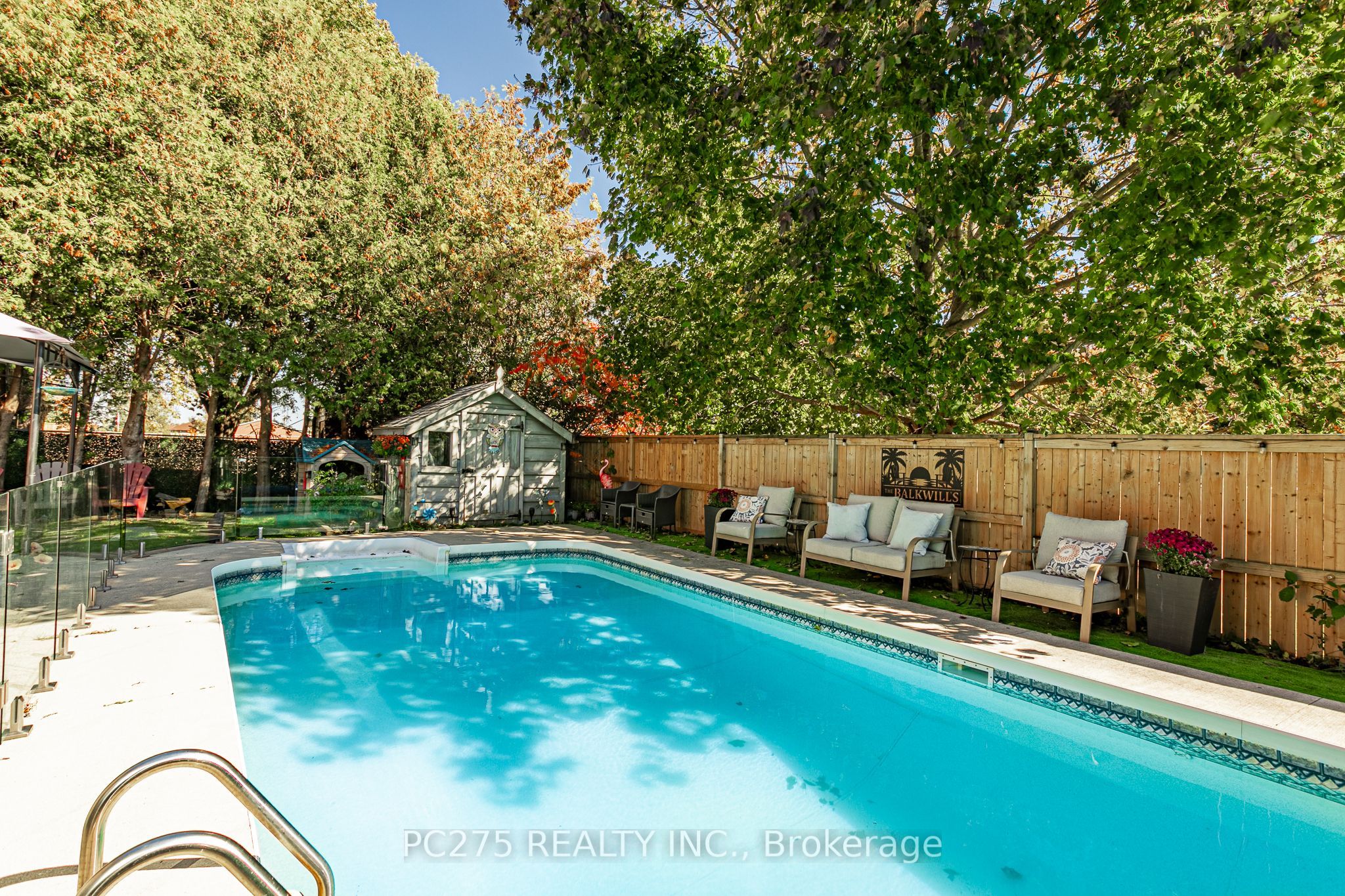 276 King Street E Property Photo 45