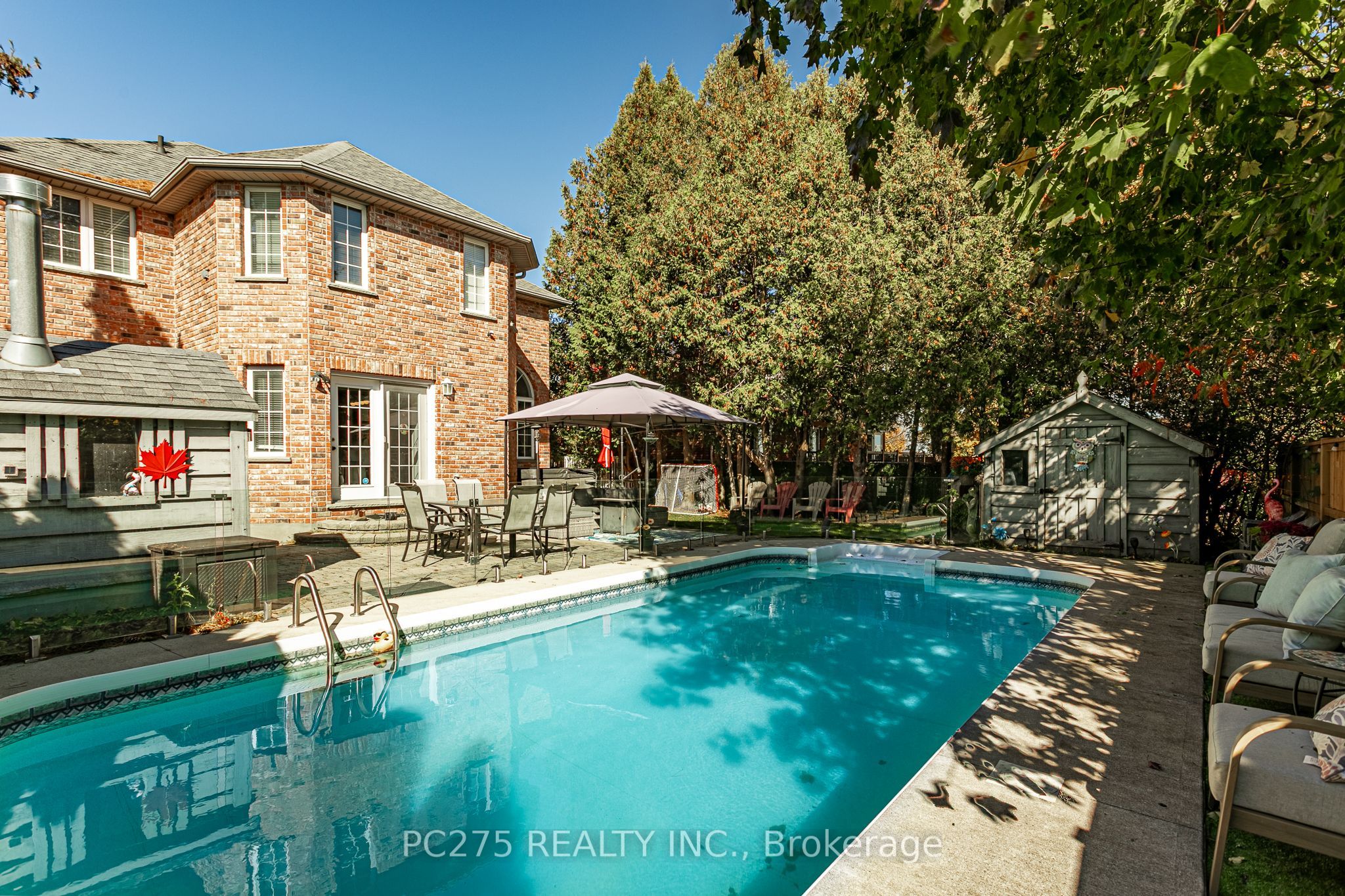 276 King Street E Property Photo 46