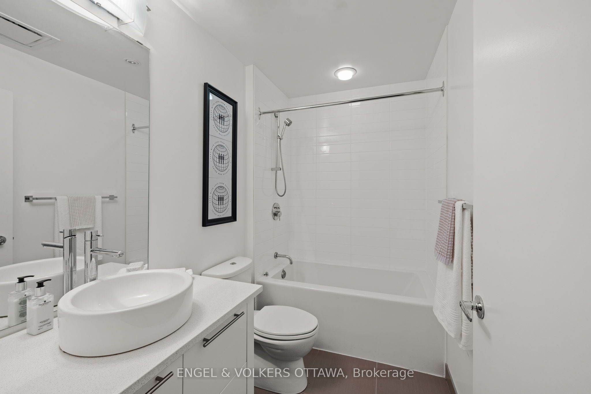 101 Richmond Road 219 Property Photo 24