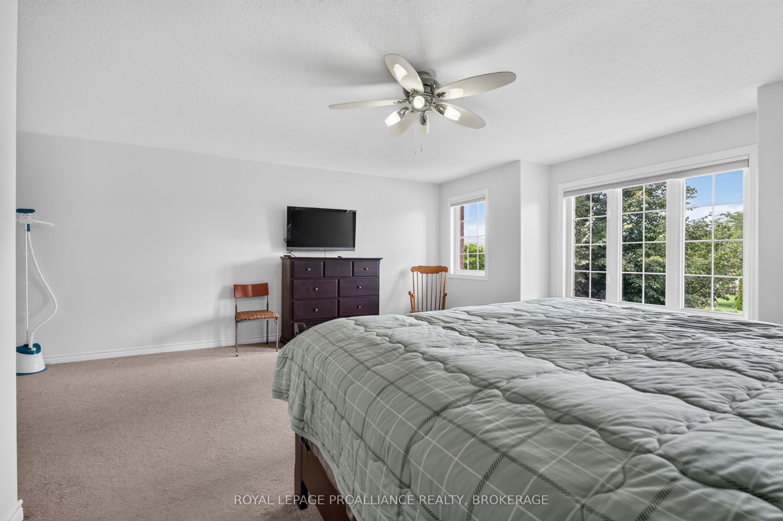 456 Conservatory Drive Property Photo 13