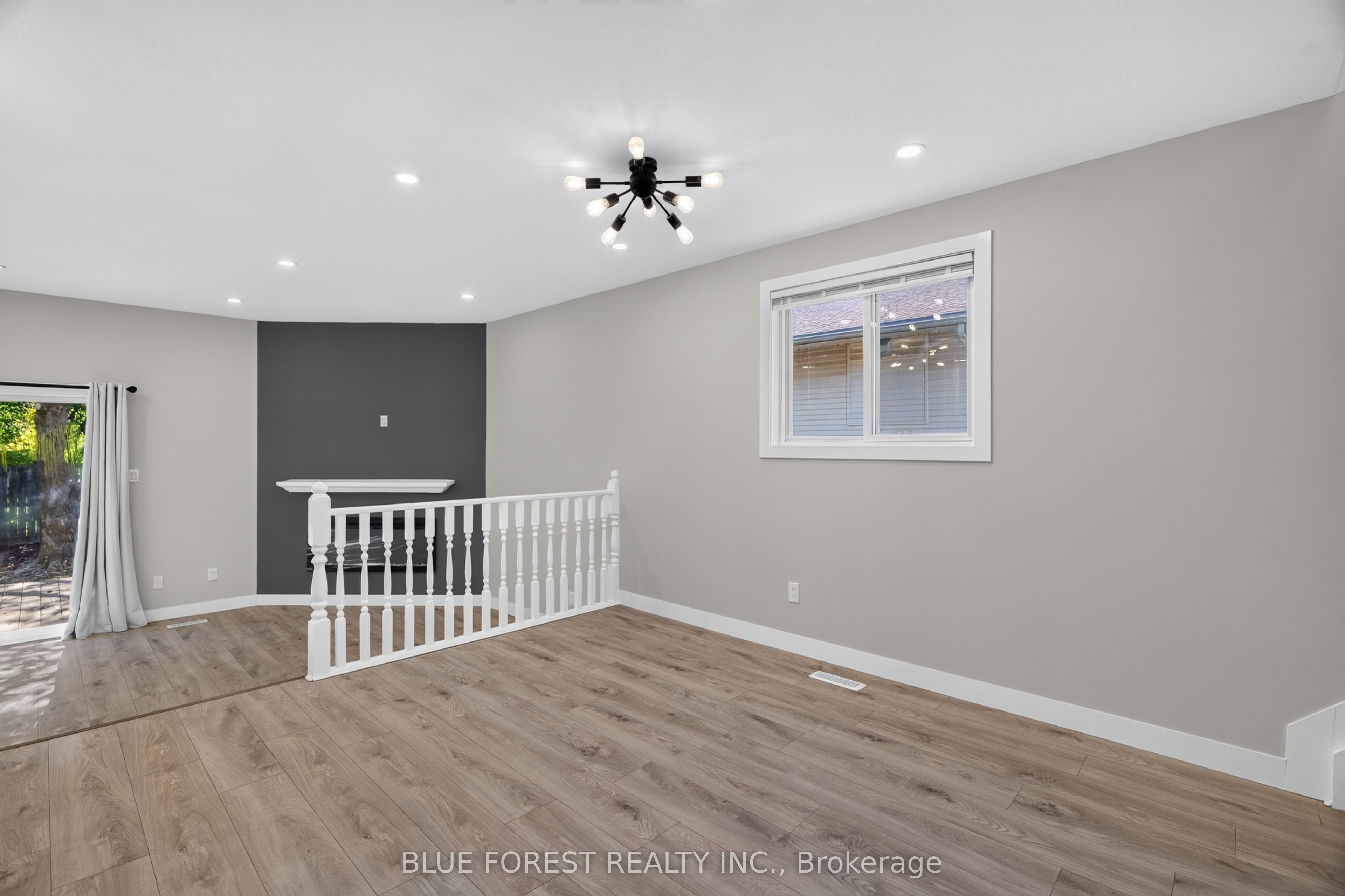 1048 Mahogany Road Property Photo 7