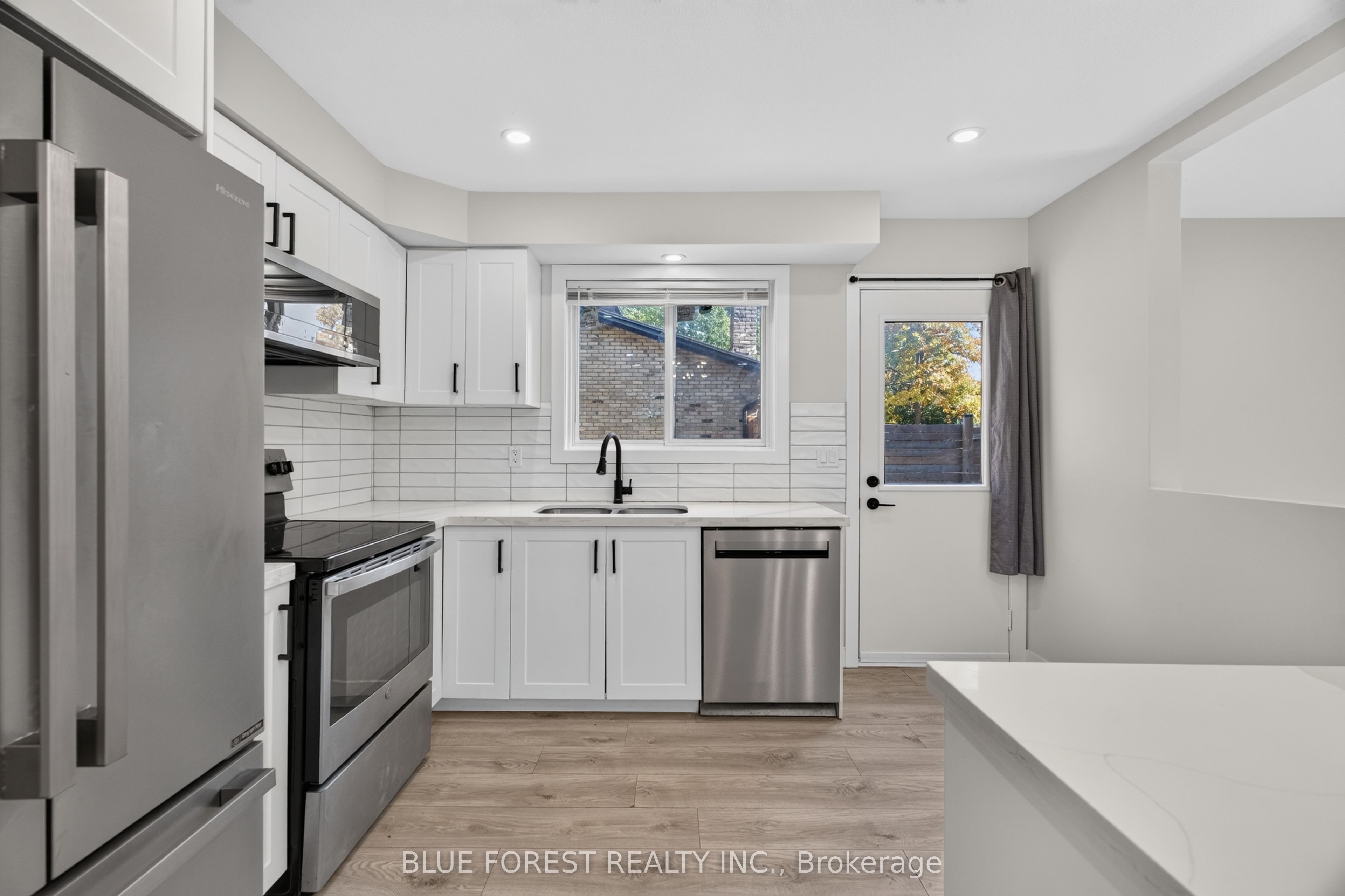 1048 Mahogany Road Property Photo 10