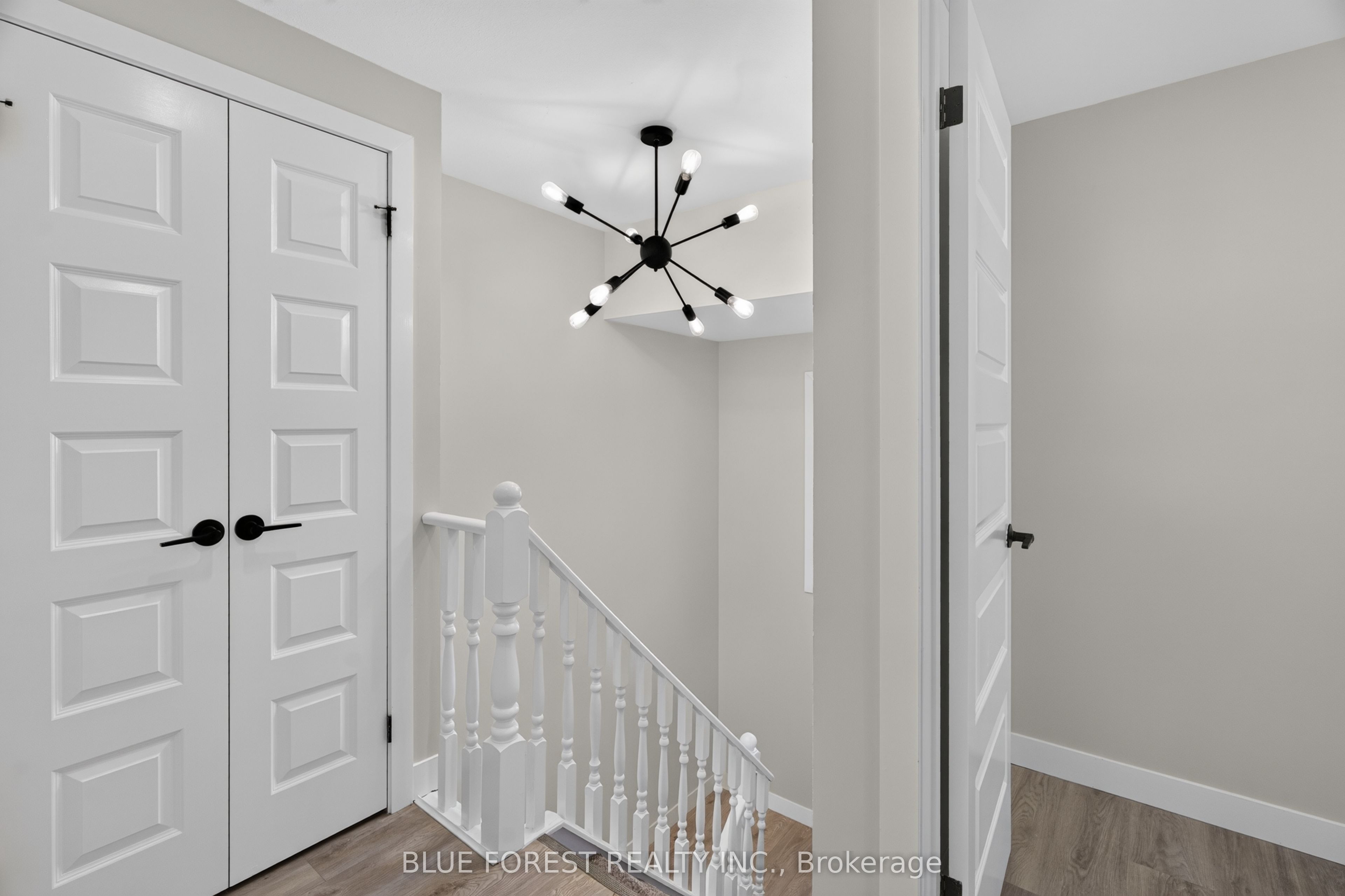1048 Mahogany Road Property Photo 16