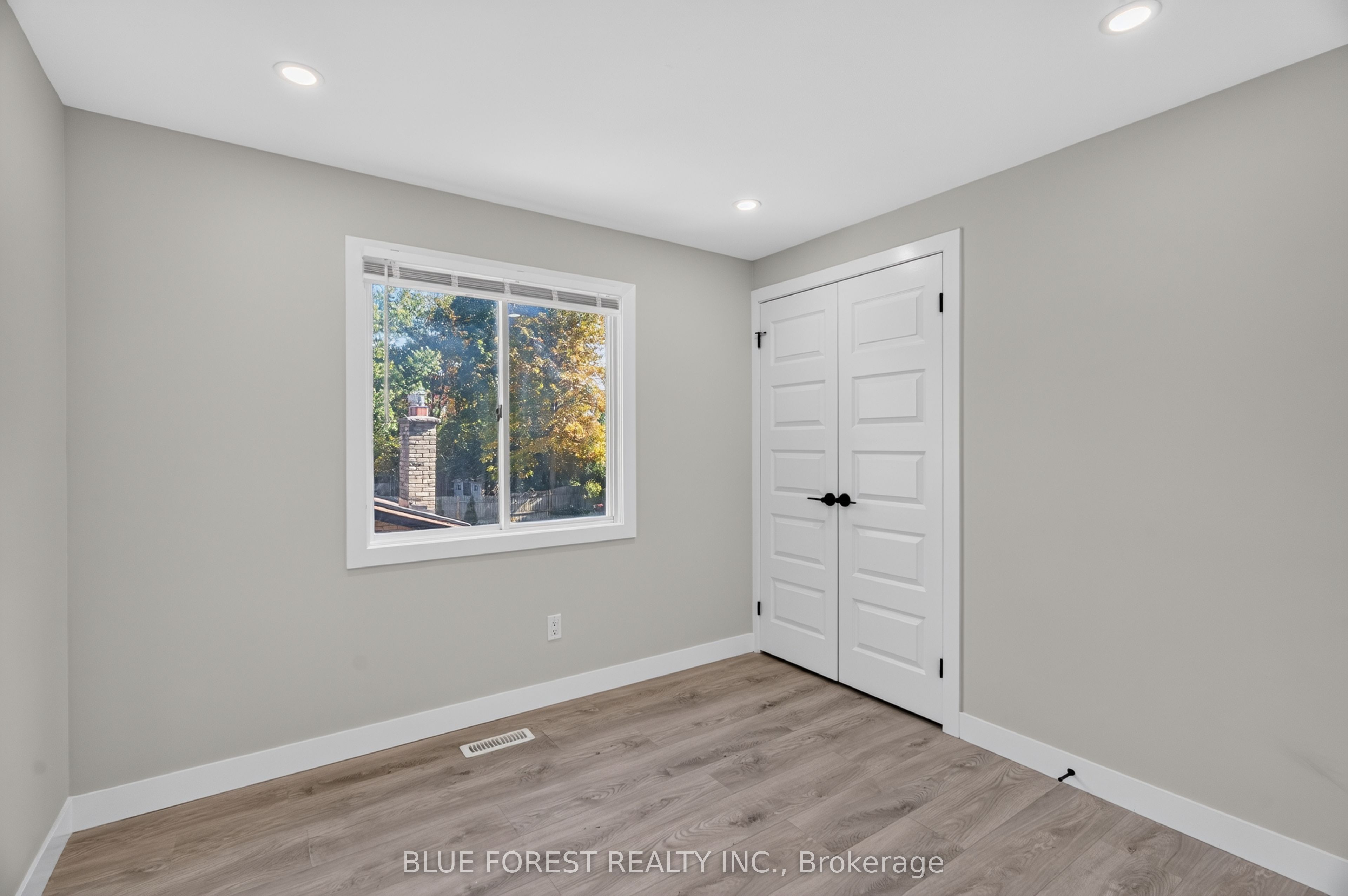 1048 Mahogany Road Property Photo 19