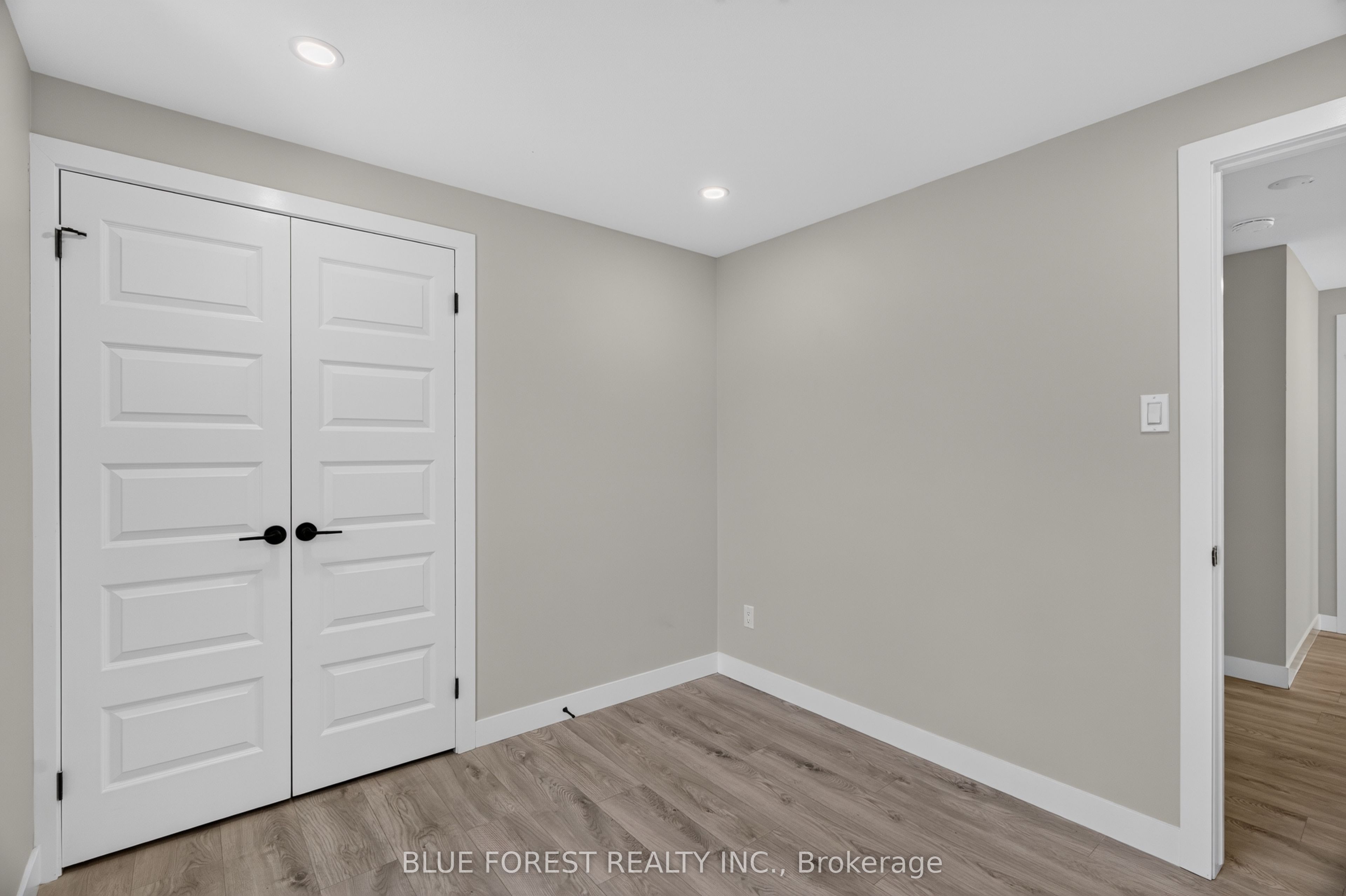 1048 Mahogany Road Property Photo 20