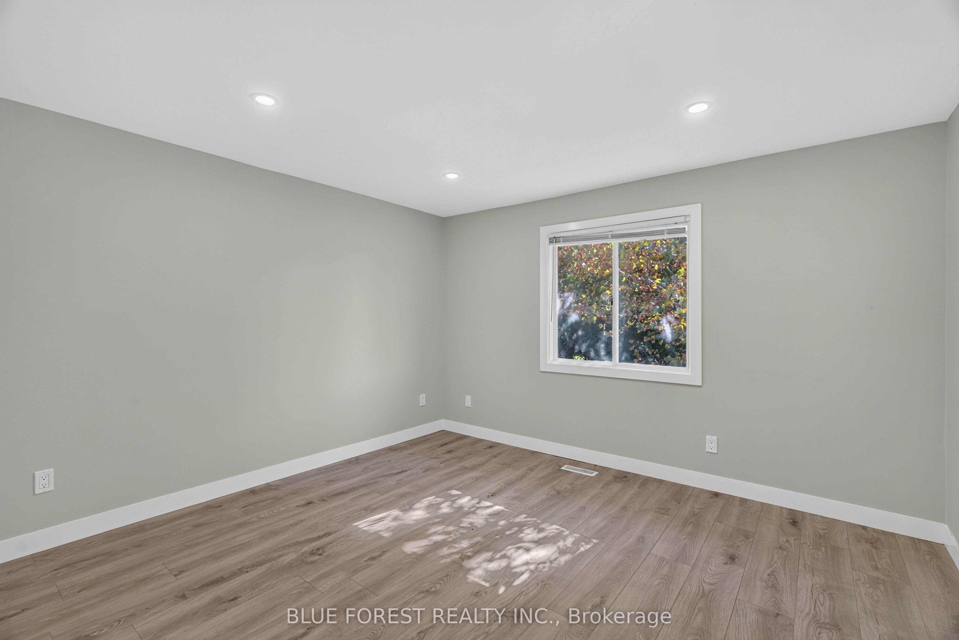 1048 Mahogany Road Property Photo 21