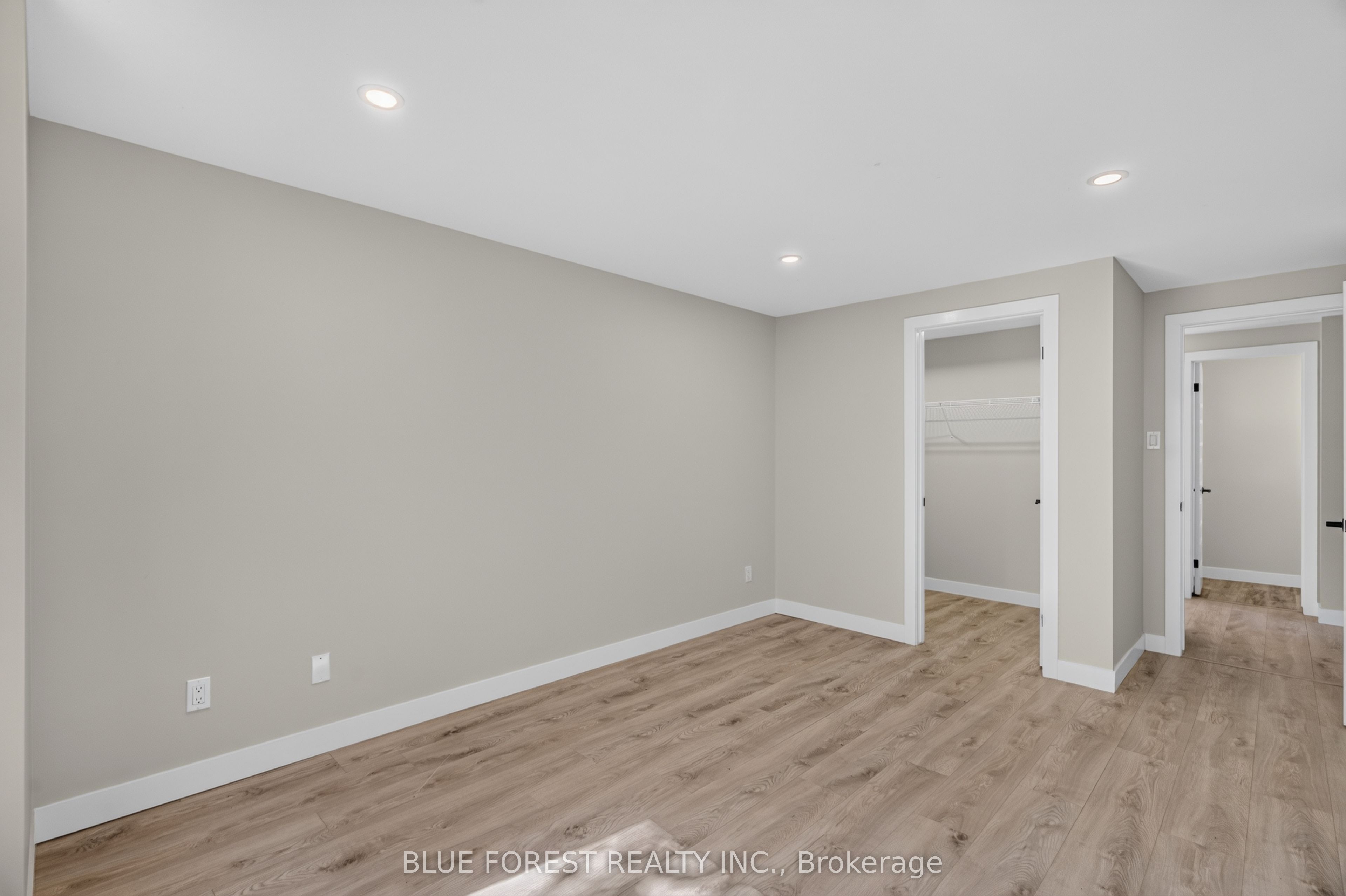 1048 Mahogany Road Property Photo 25