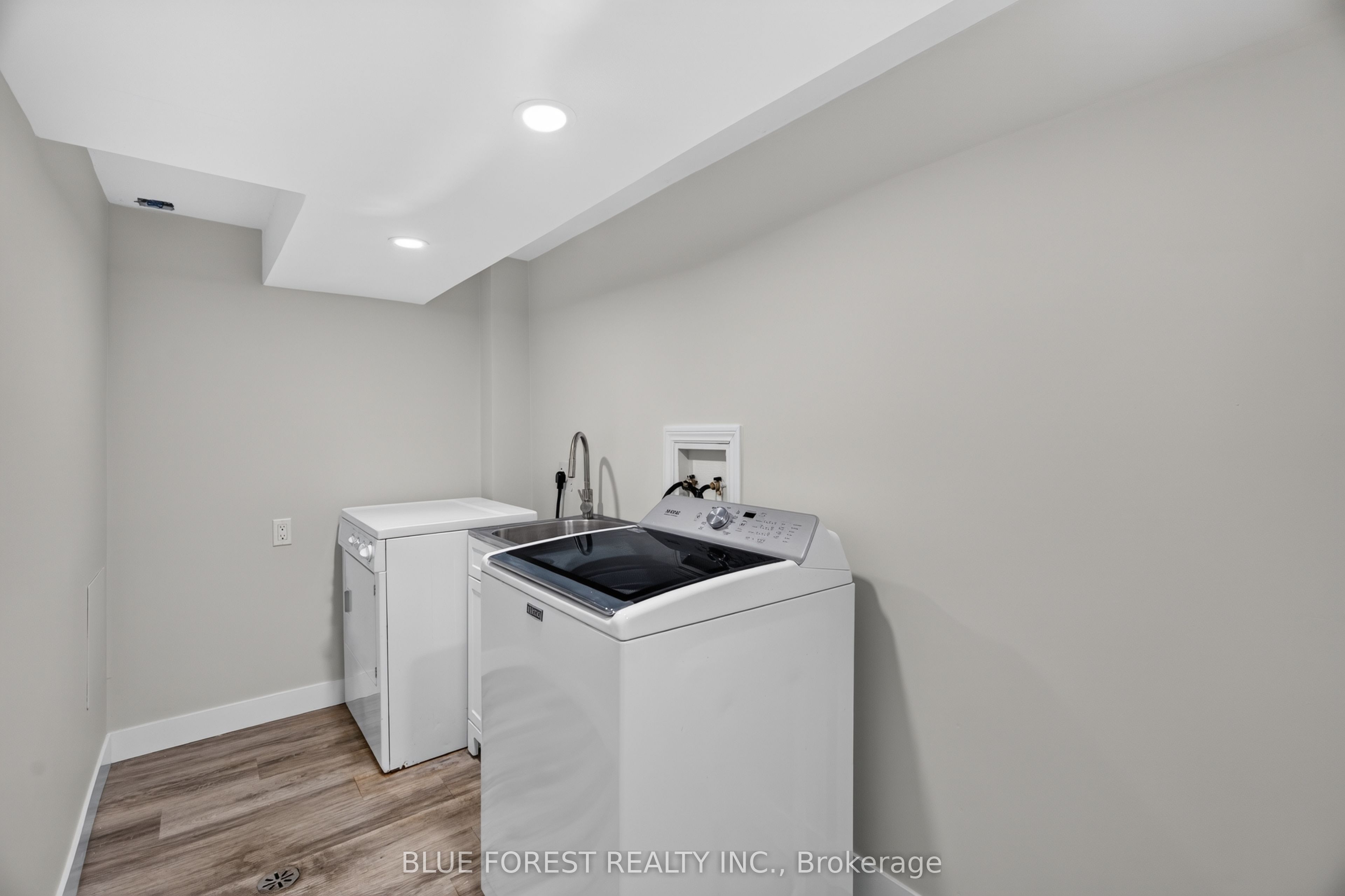 1048 Mahogany Road Property Photo 31