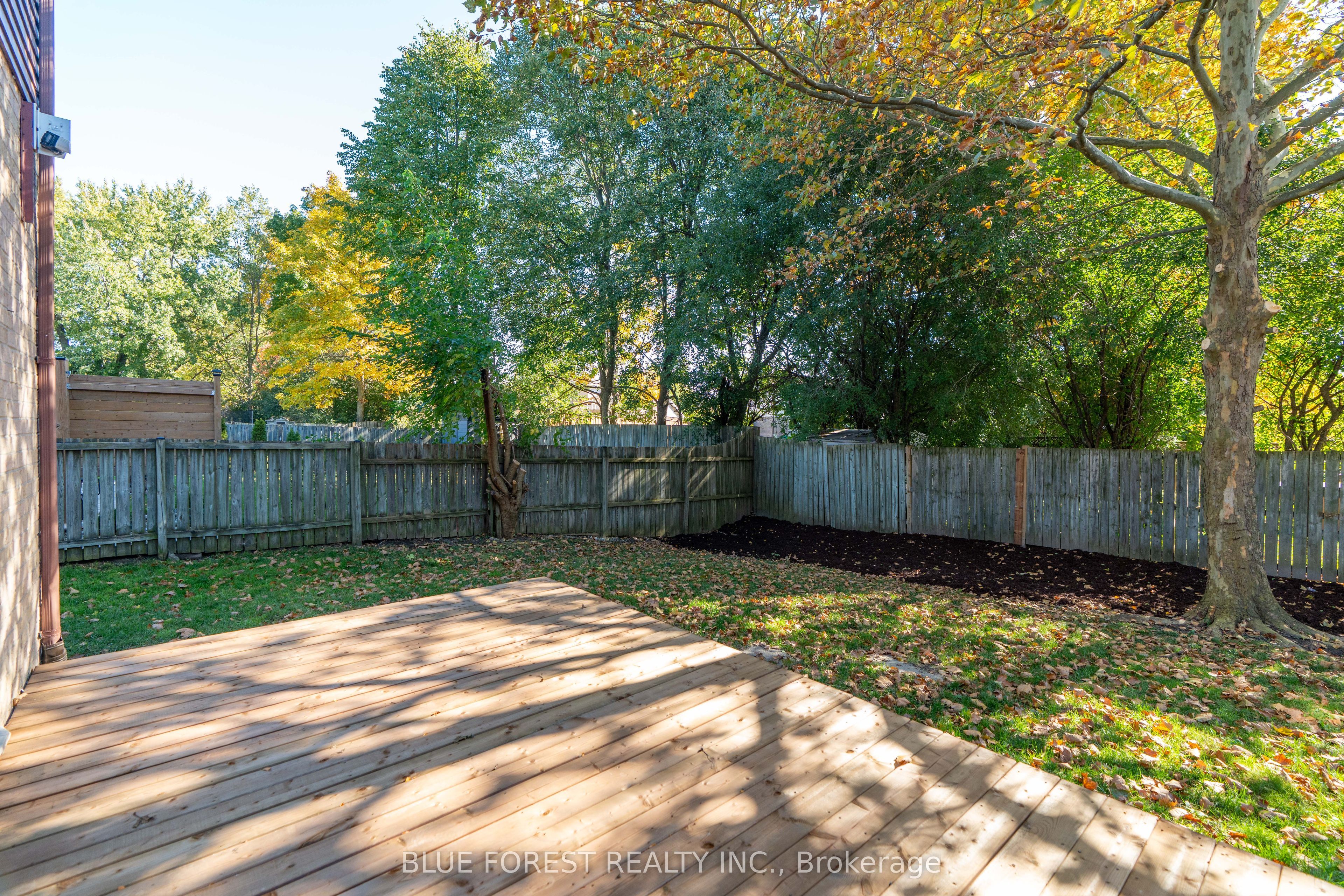 1048 Mahogany Road Property Photo 34