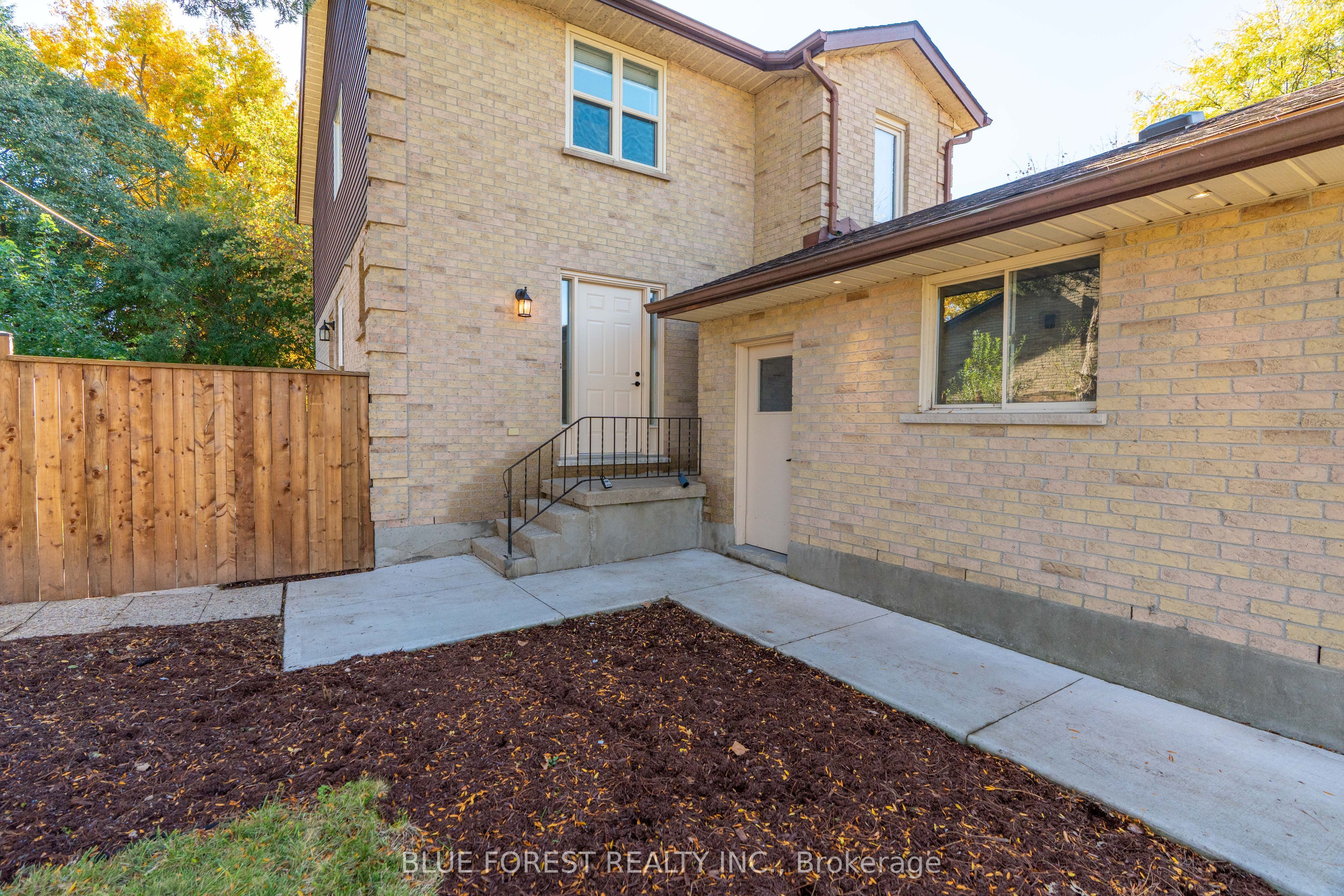 1048 Mahogany Road Property Photo 39