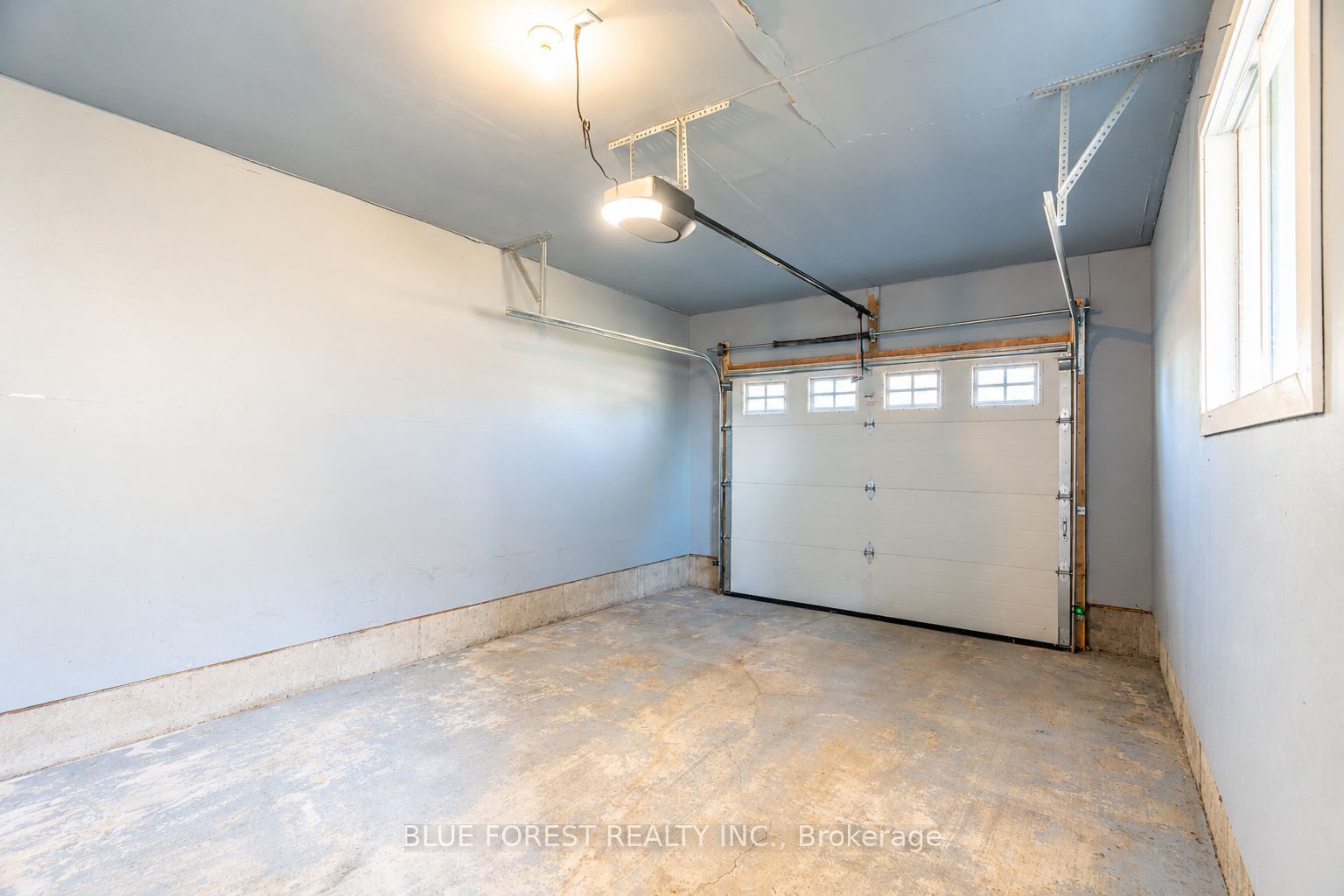 1048 Mahogany Road Property Photo 40