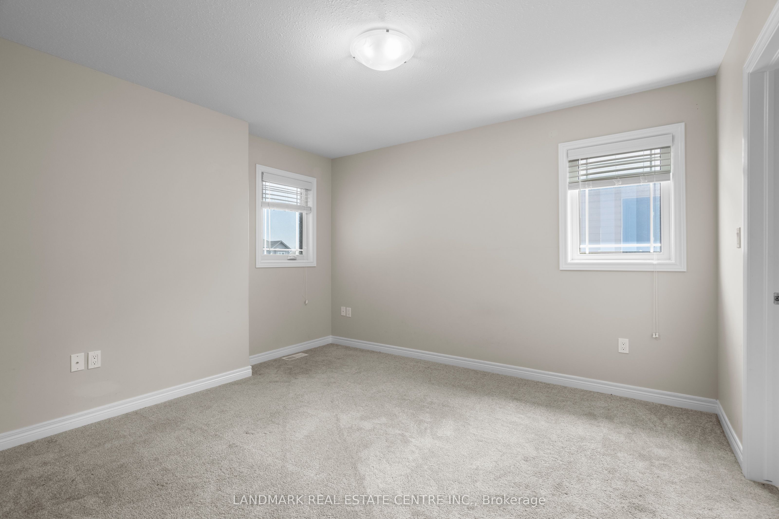 22 Lamb Crescent Property Photo 19