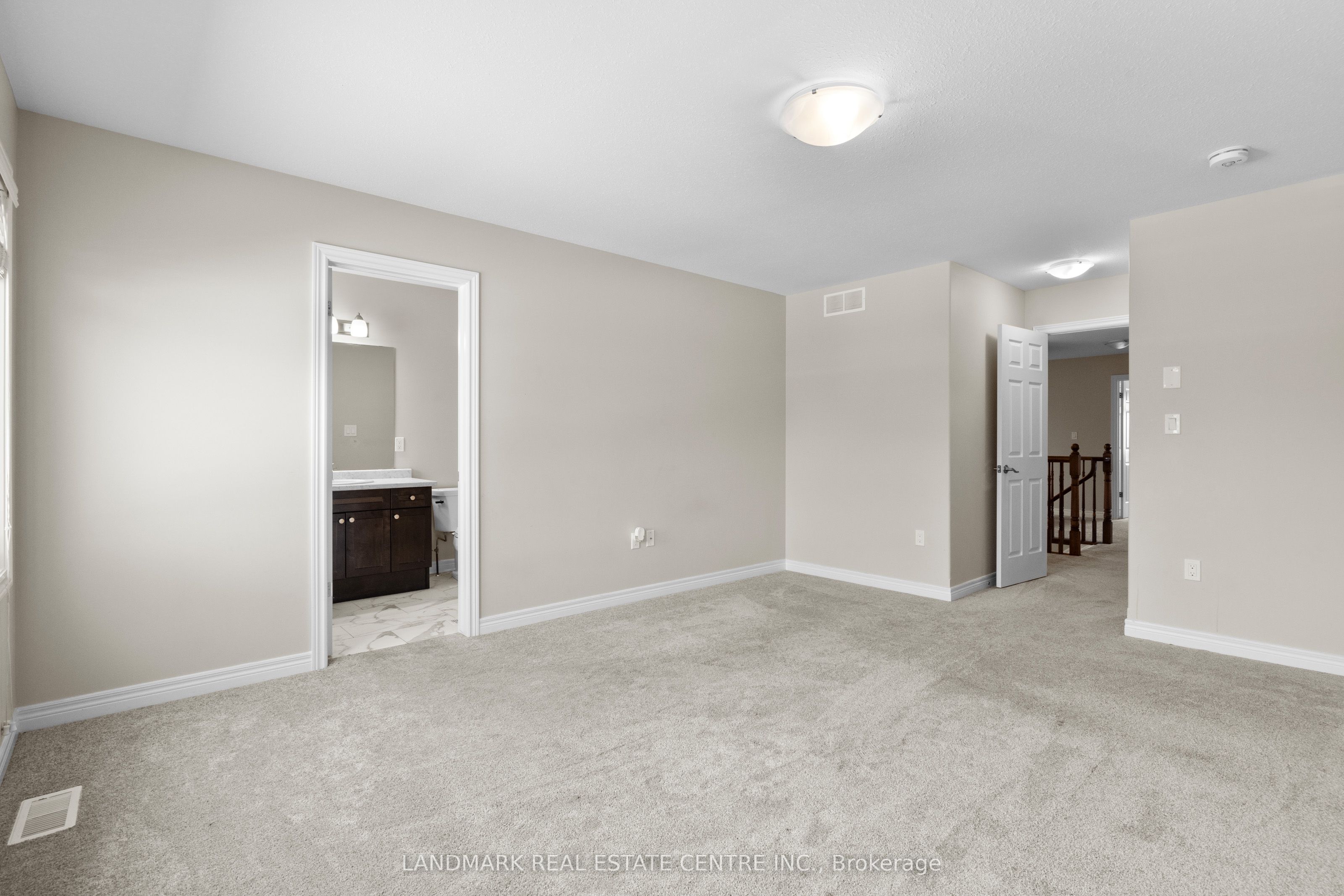 22 Lamb Crescent Property Photo 21
