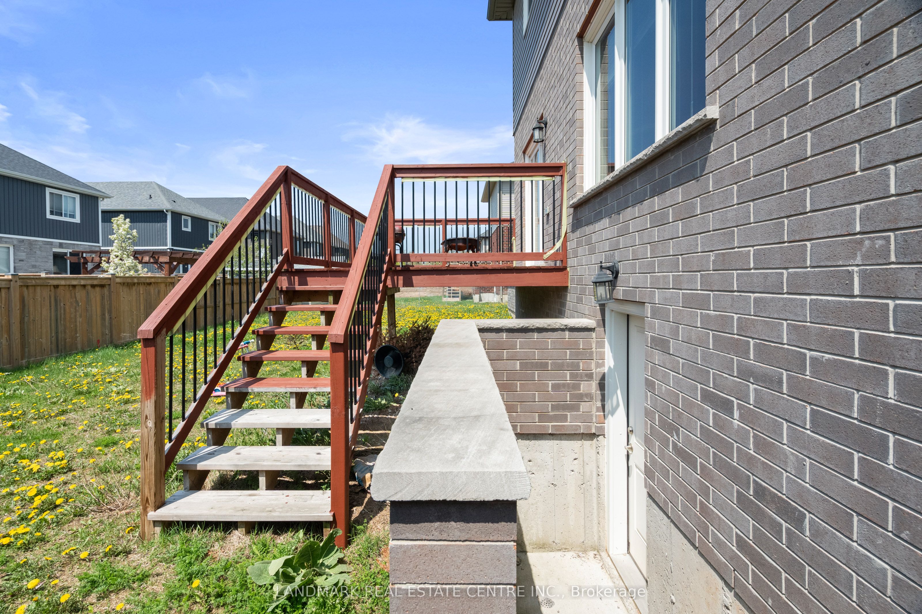 22 Lamb Crescent Property Photo 30
