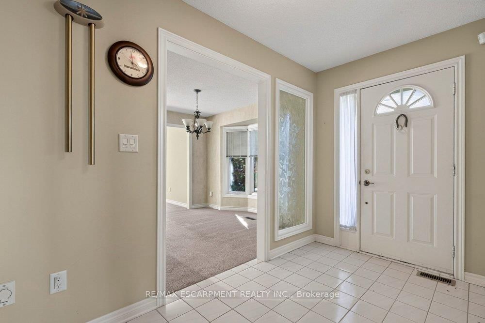 141 Welland Vale Road 29 Property Photo 9