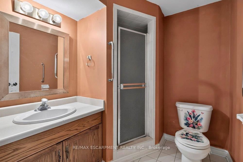 141 Welland Vale Road 29 Property Photo 23