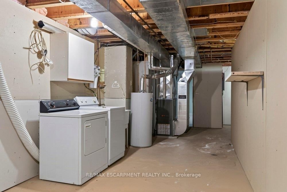 141 Welland Vale Road 29 Property Photo 25