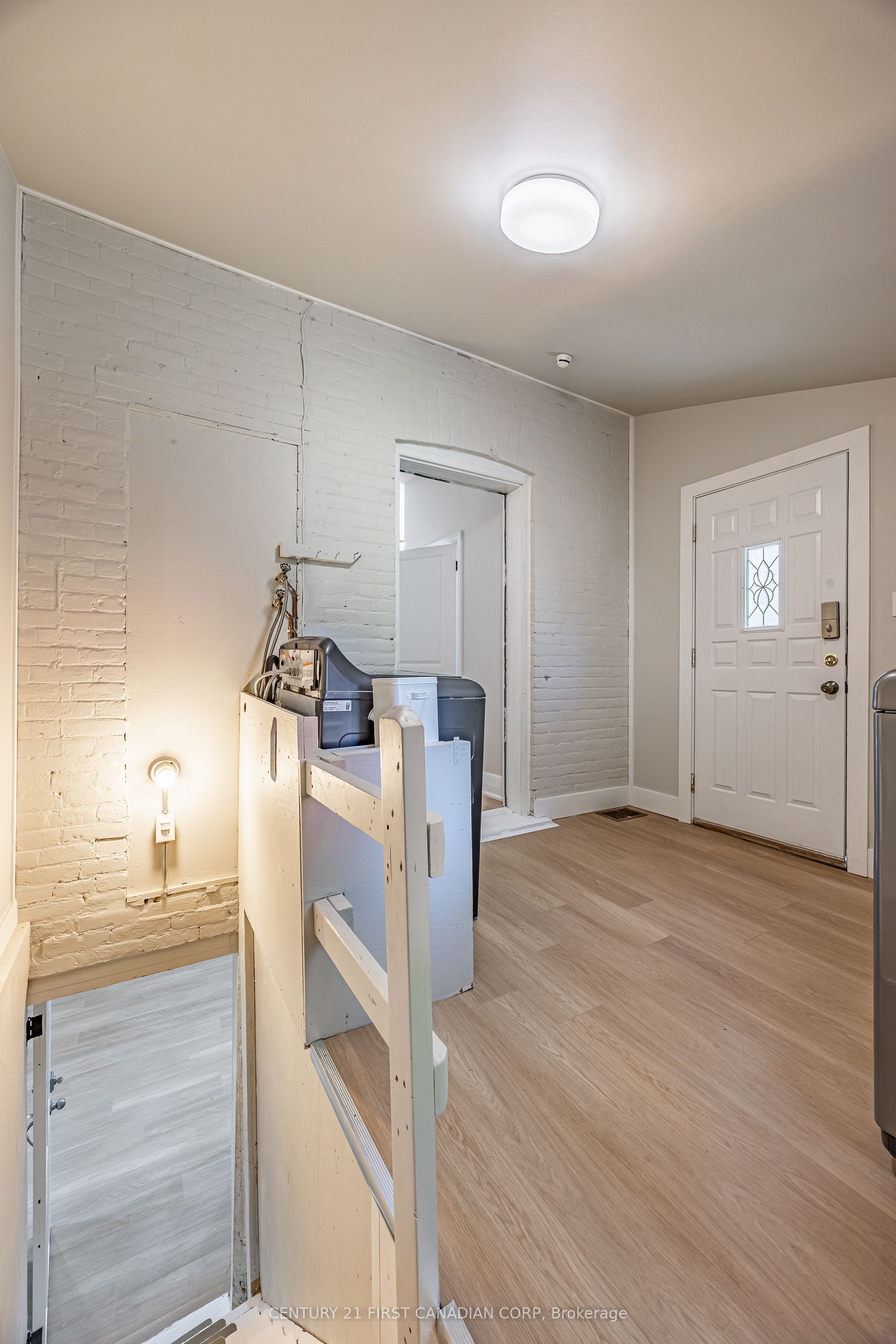 864 Stedwell Street Property Photo 22