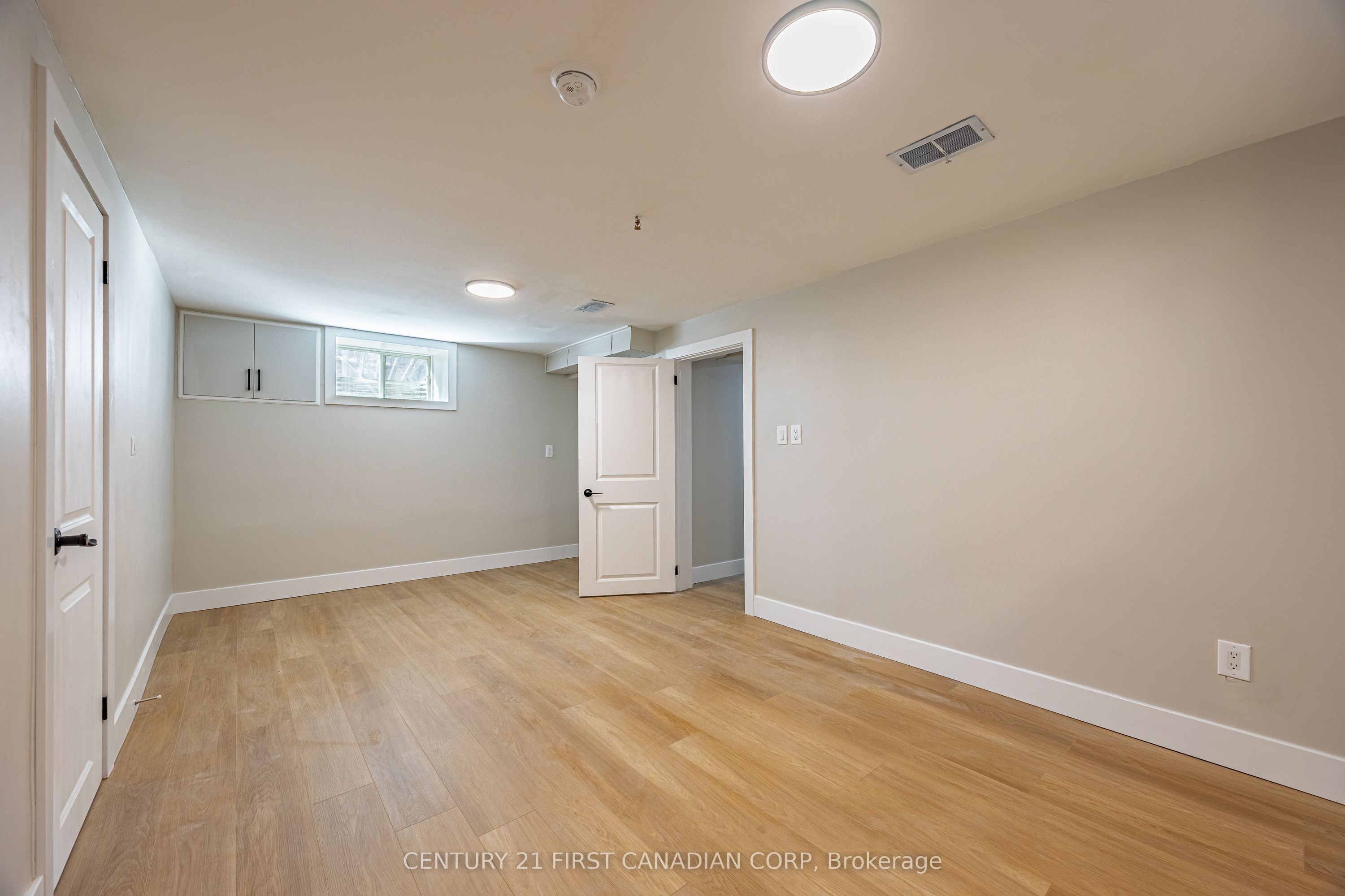 864 Stedwell Street Property Photo 26