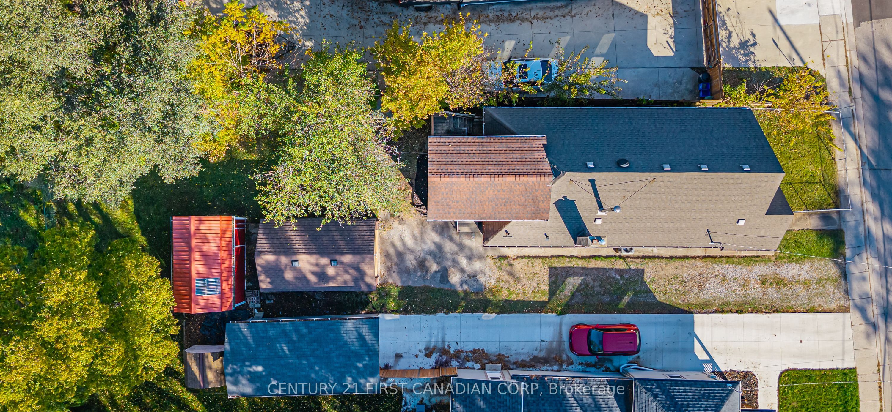 864 Stedwell Street Property Photo 42