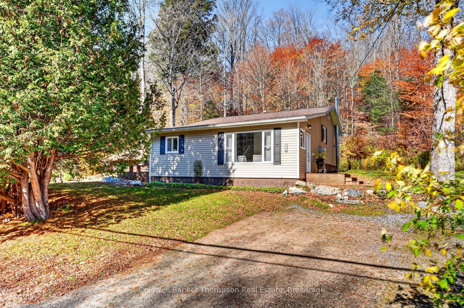 1413 592 Highway Property Photo 1