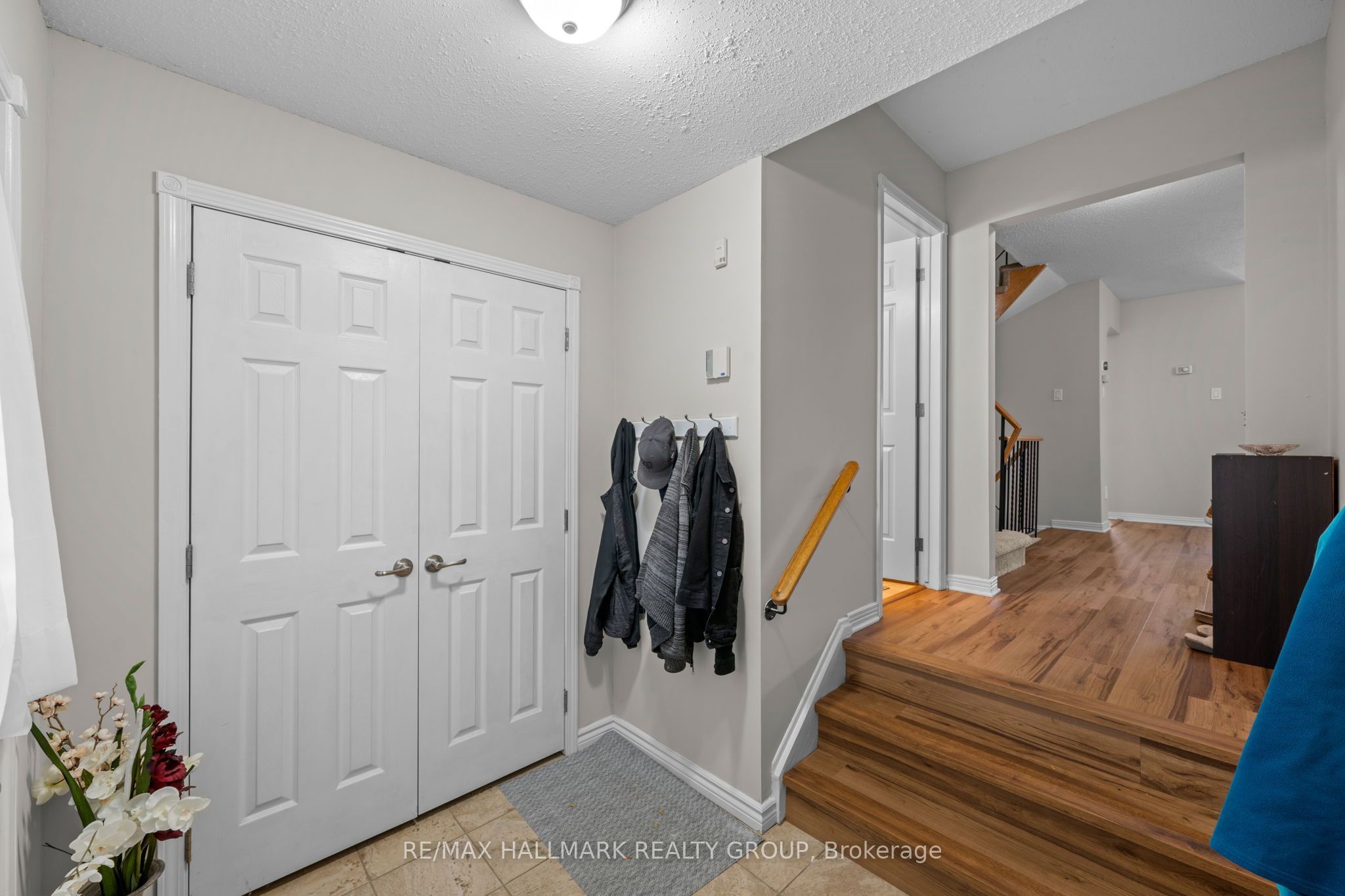 9 Fireside Crescent Property Photo 6