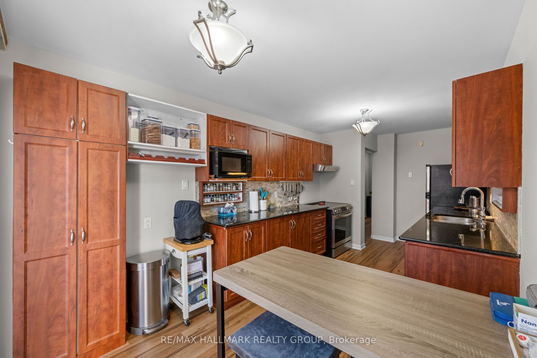 9 Fireside Crescent Property Photo 18