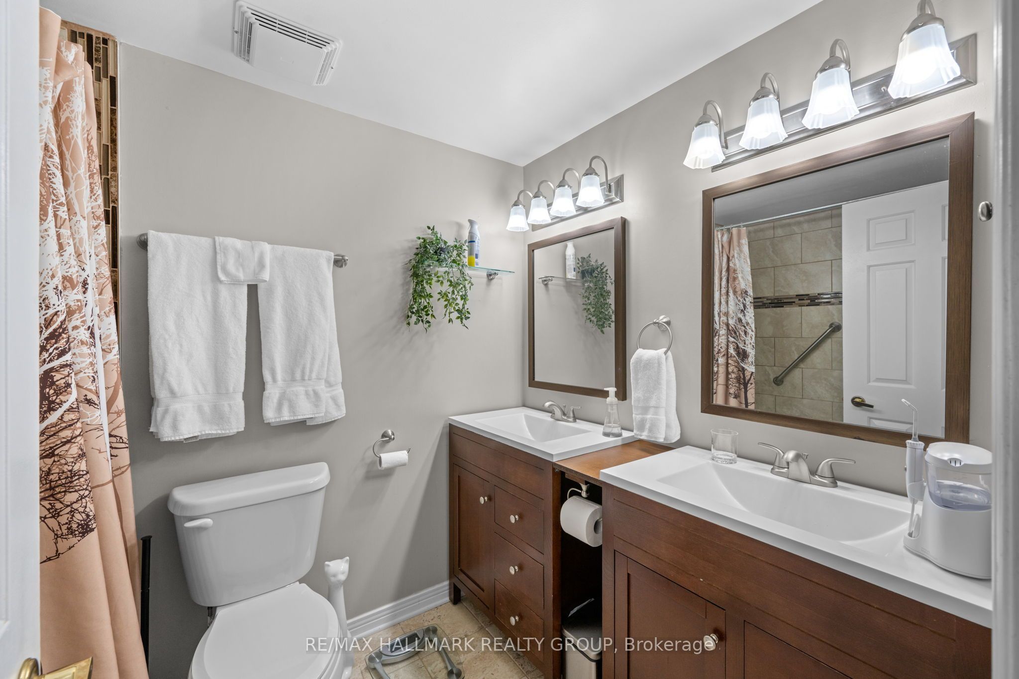 9 Fireside Crescent Property Photo 30