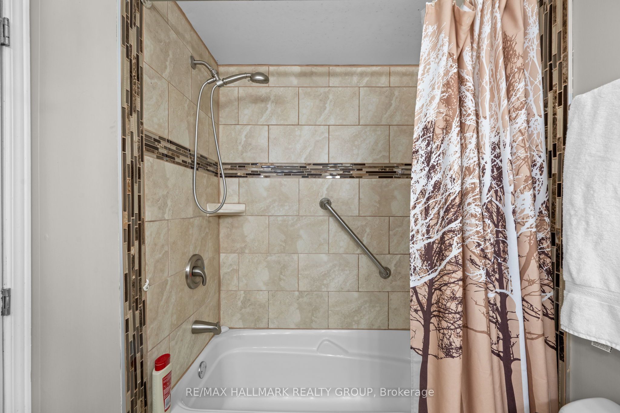 9 Fireside Crescent Property Photo 31