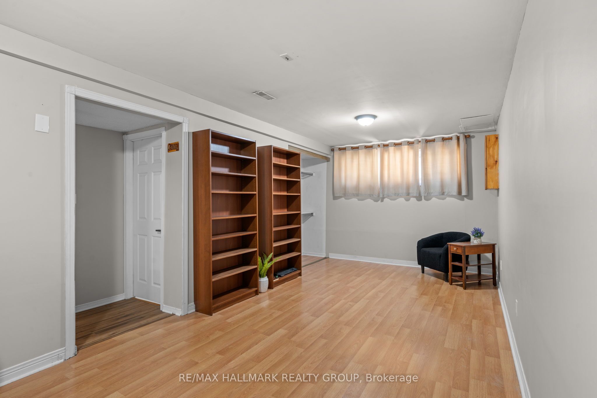 9 Fireside Crescent Property Photo 34