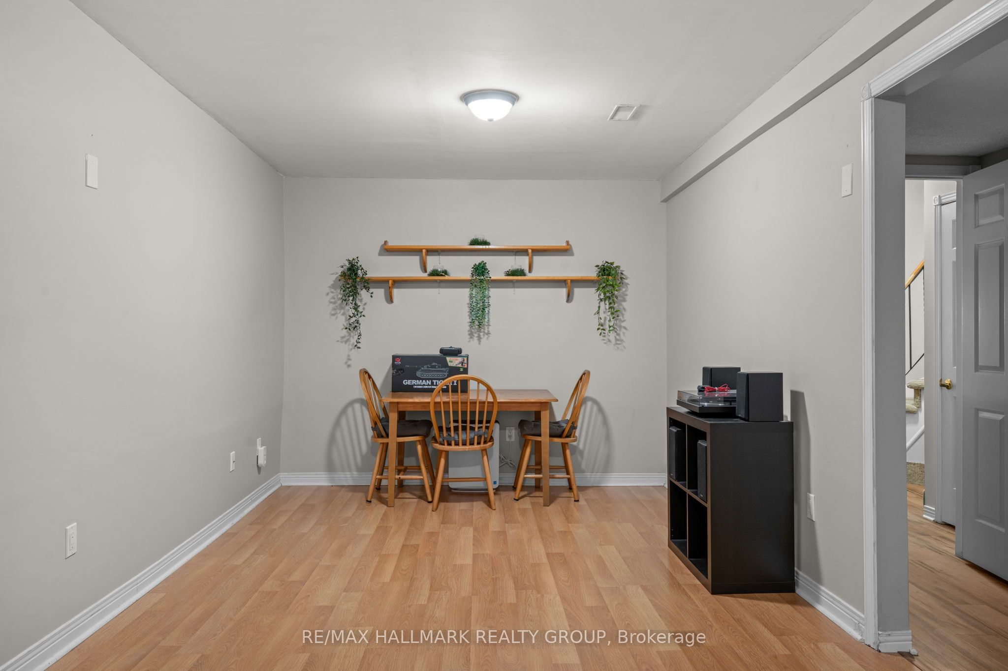 9 Fireside Crescent Property Photo 36