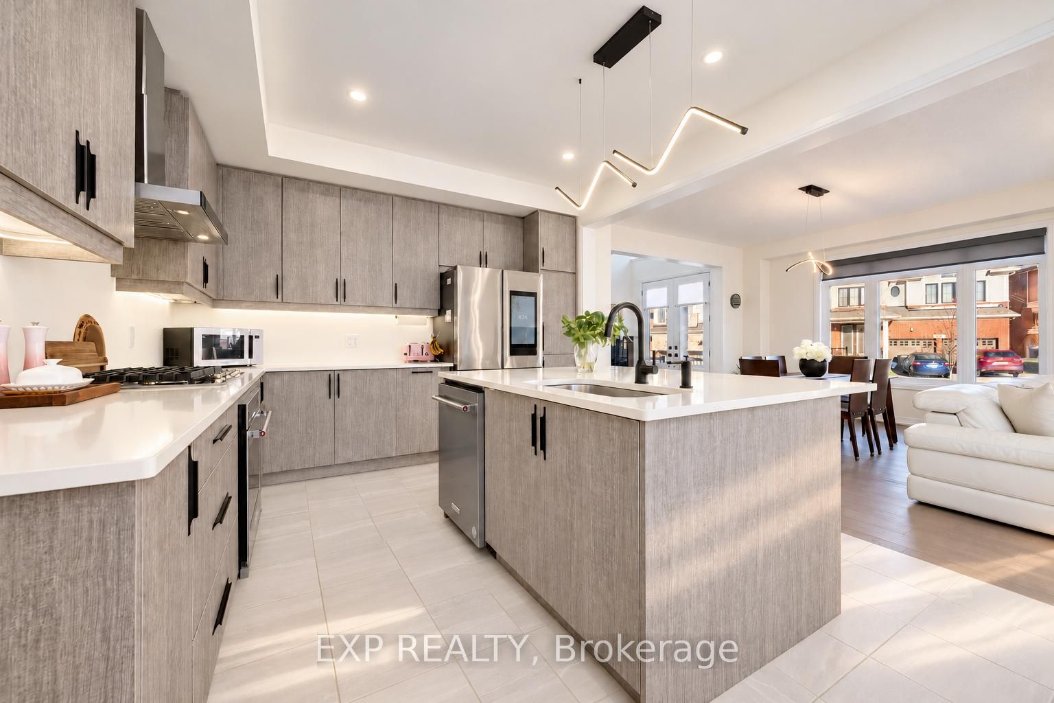 41 Steadman Street Property Photo 9