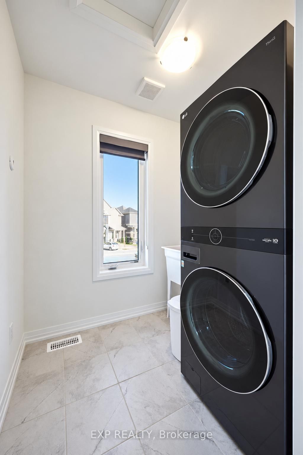 41 Steadman Street Property Photo 27