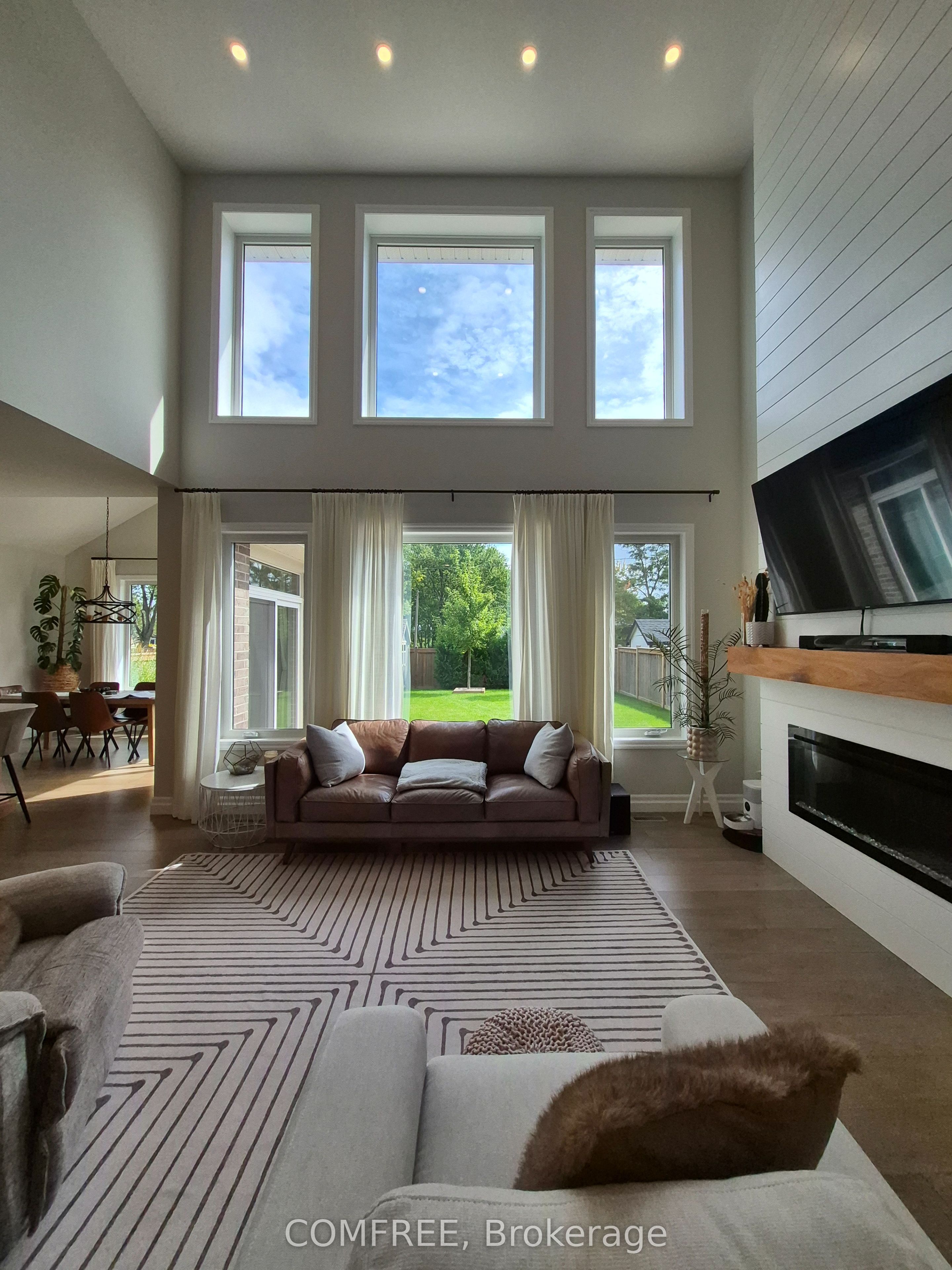 5 Redhaven Lane Property Photo 4