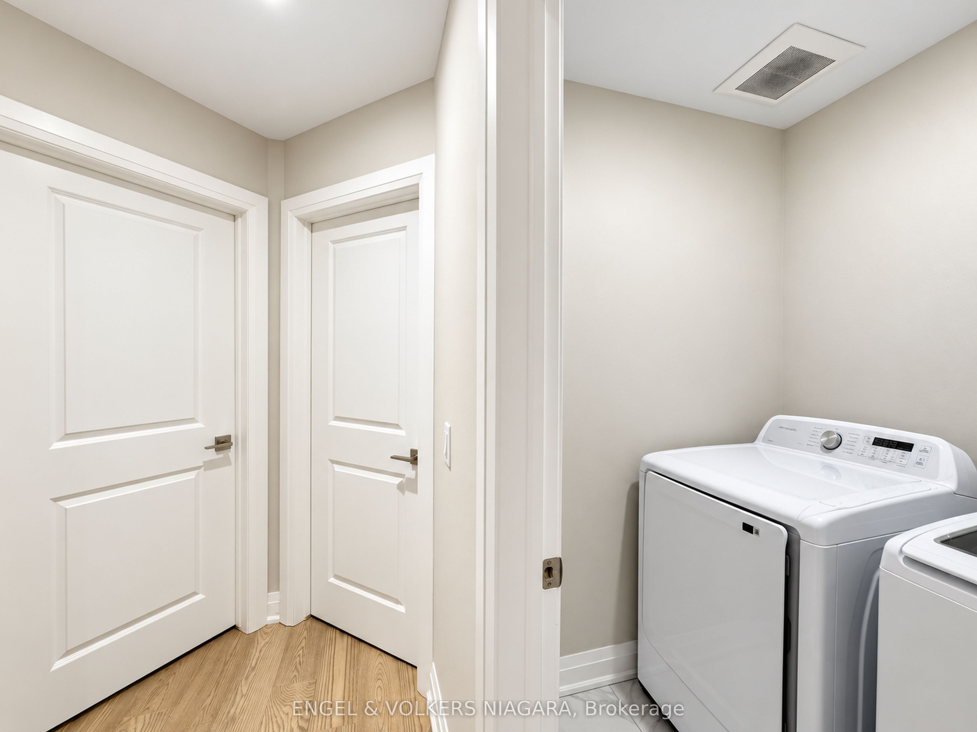 4499 Fourth Avenue Property Photo 45
