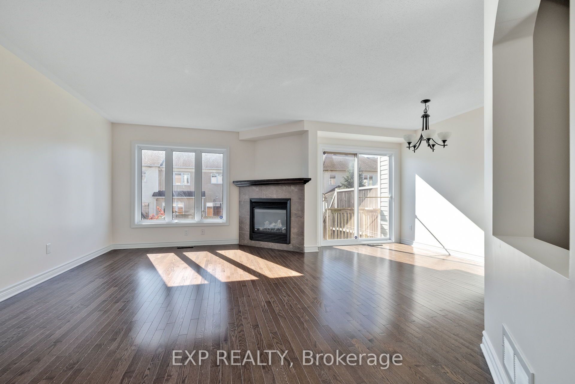 168 Garrity Crescent Property Photo 6