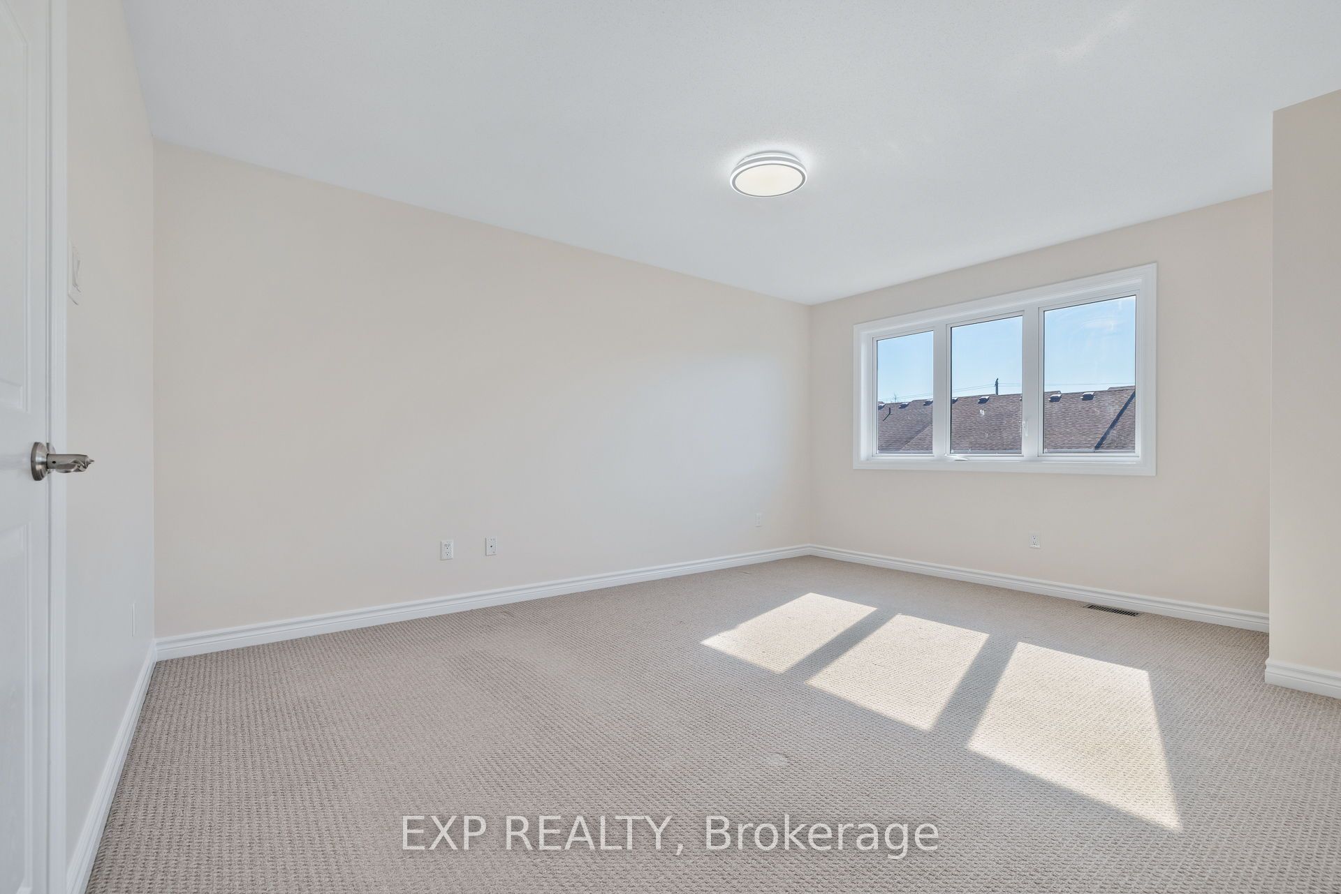 168 Garrity Crescent Property Photo 22